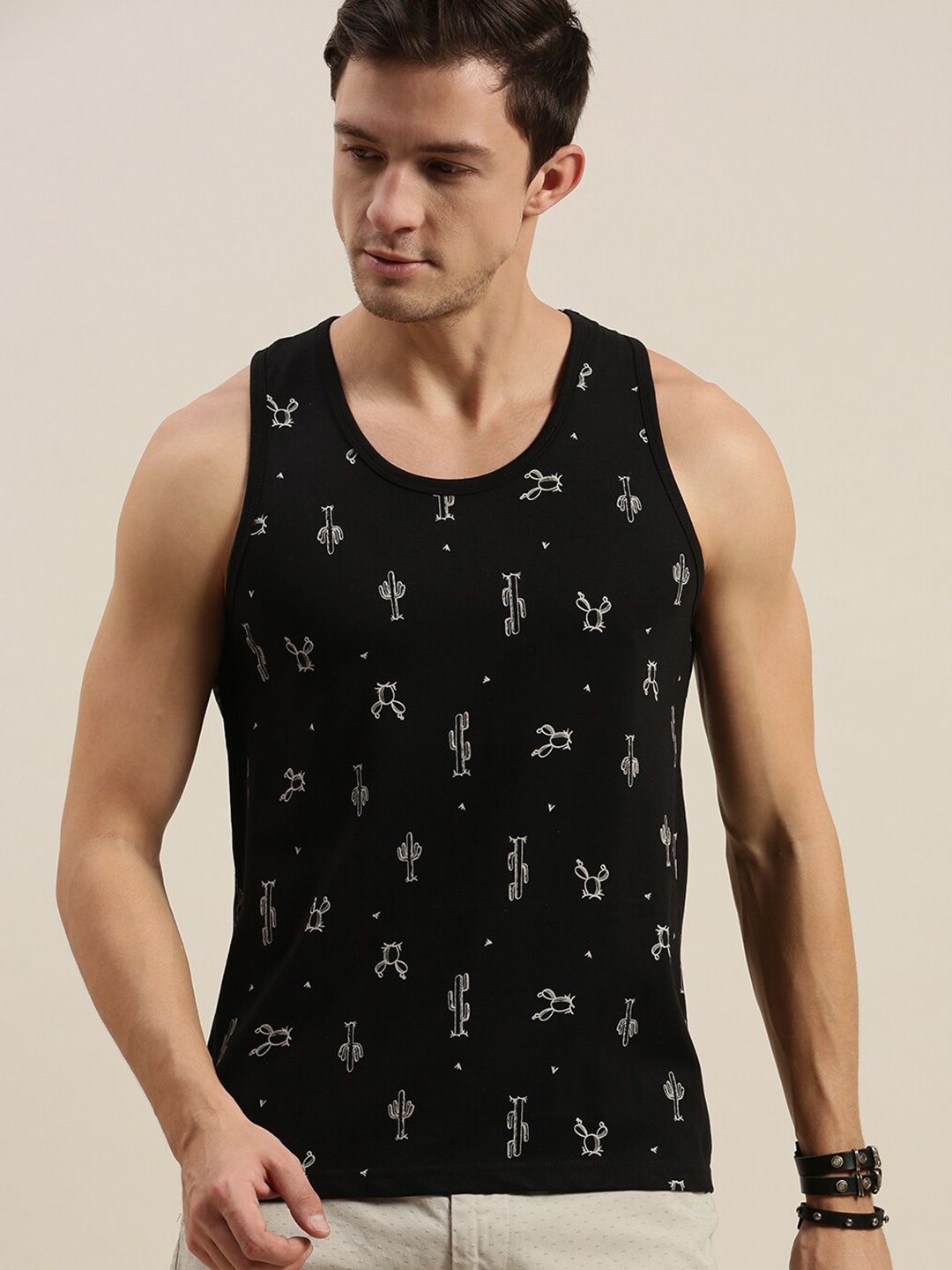 

Difference of Opinion Men Black Printed T-shirt