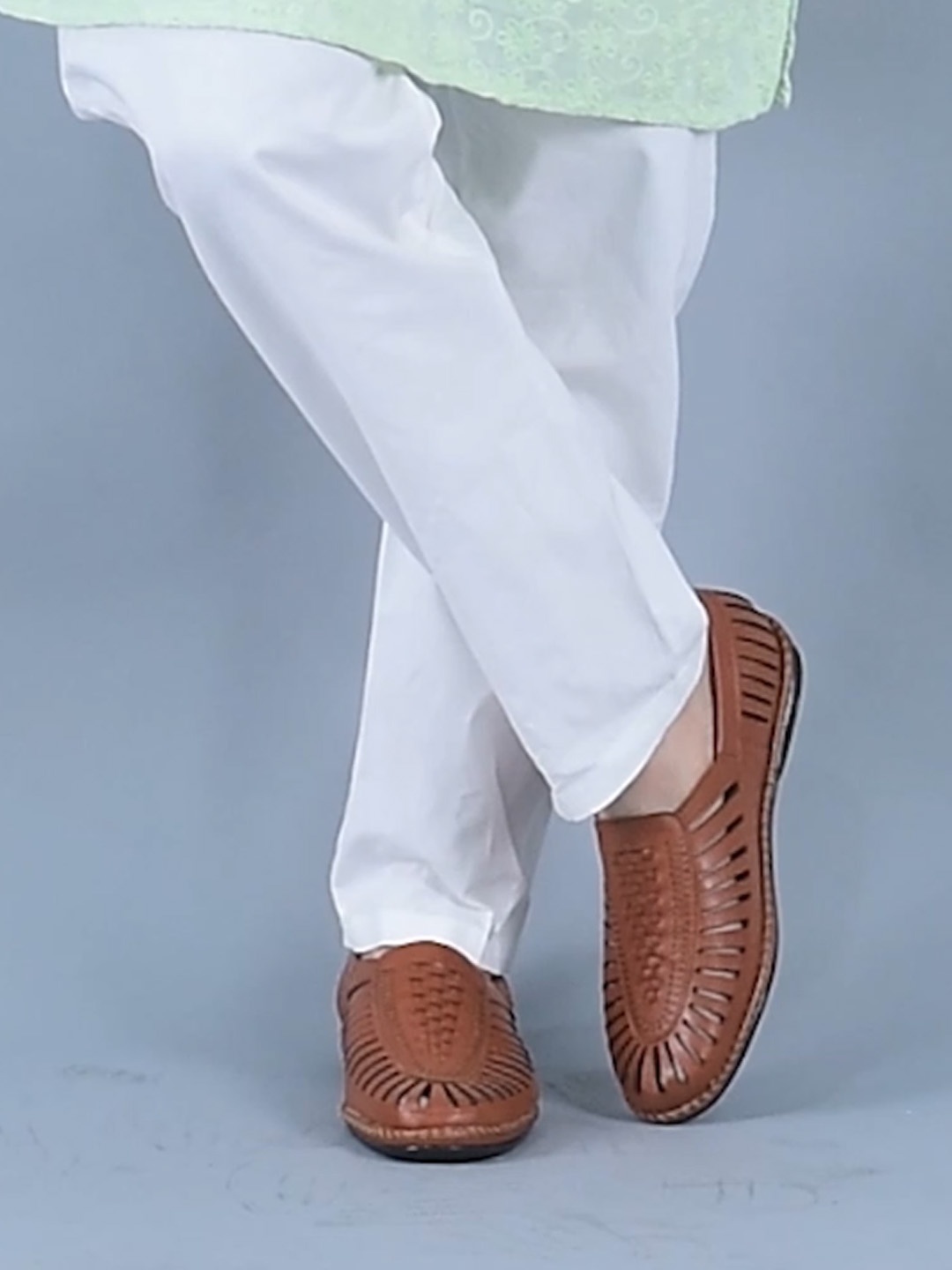 

FAUSTO Men Tan Woven Design Loafers