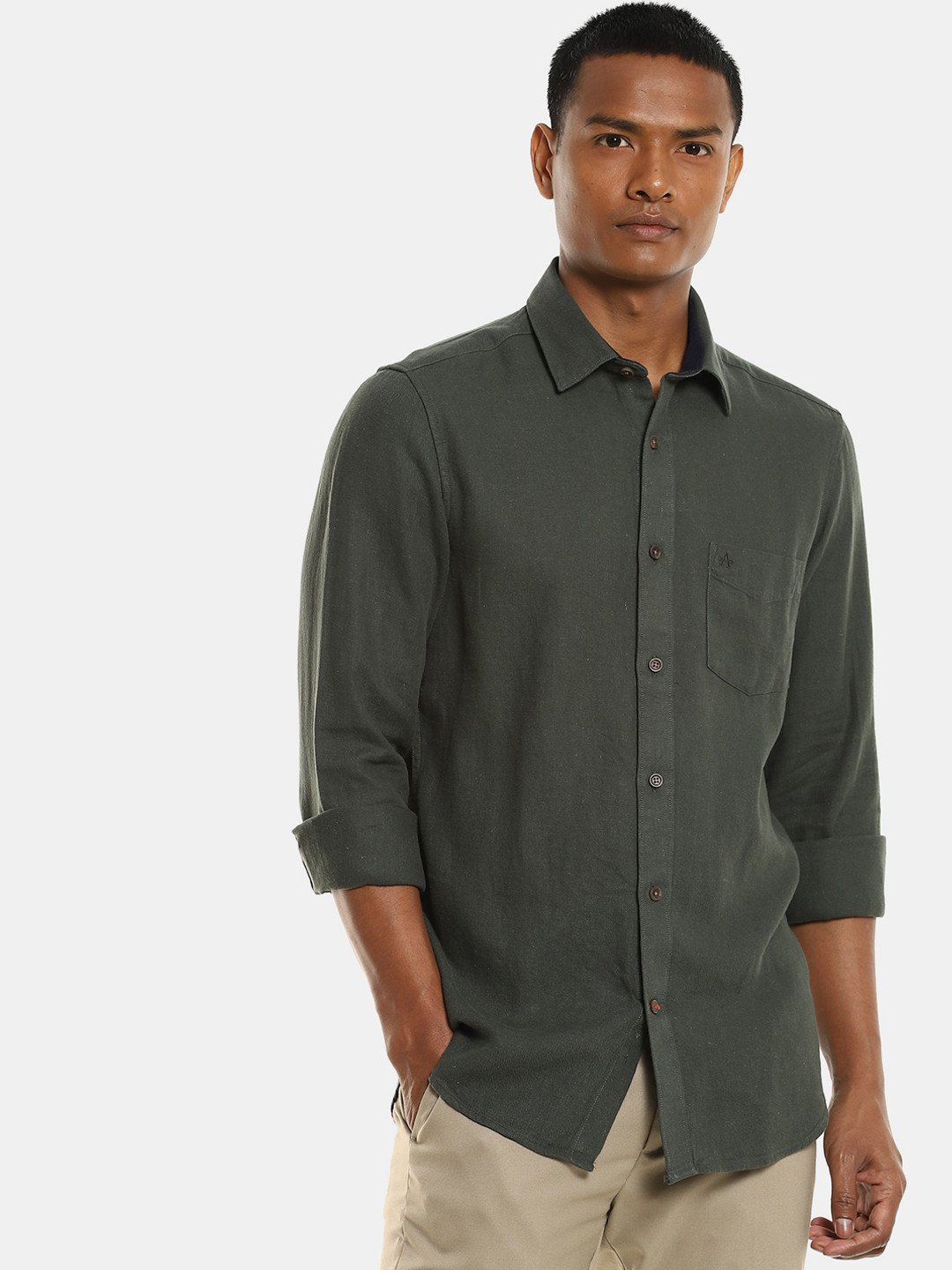 

Arrow Sport Men Green Solid Cotton Casual Shirt