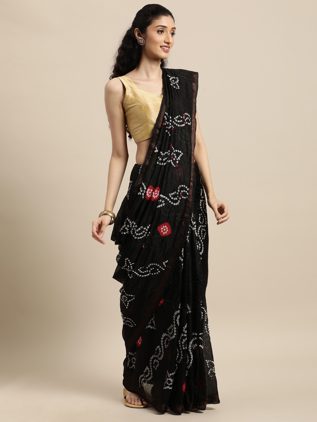 

Geroo Jaipur Black & White Bandhani Art Silk Handcrafted Saree