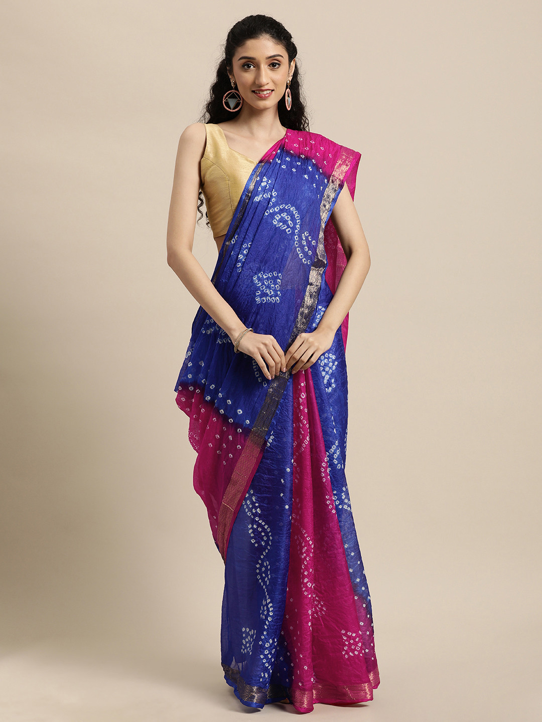 

Geroo Jaipur Pink & Blue Bandhani Art Silk Bandhani Saree