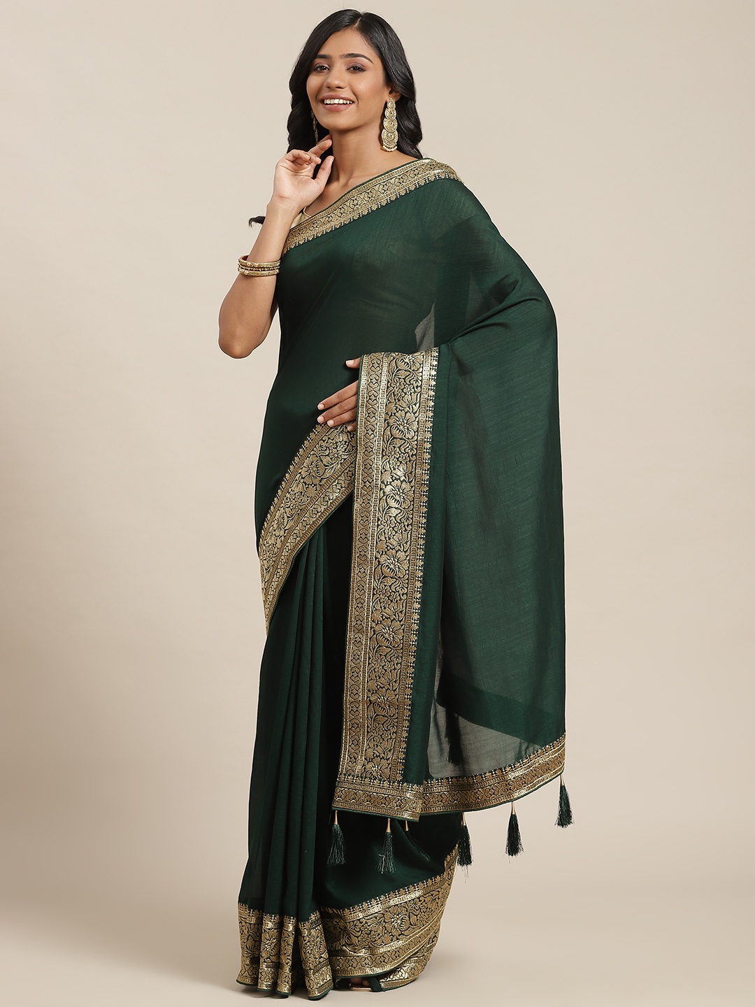 

Libas Green Silk Blend Saree With Tasseled Pallu