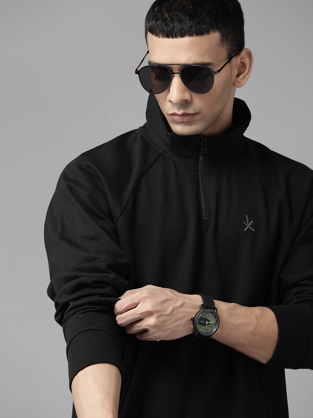 

The Roadster Lifestyle Co. Men Black Hooded Sweatshirt