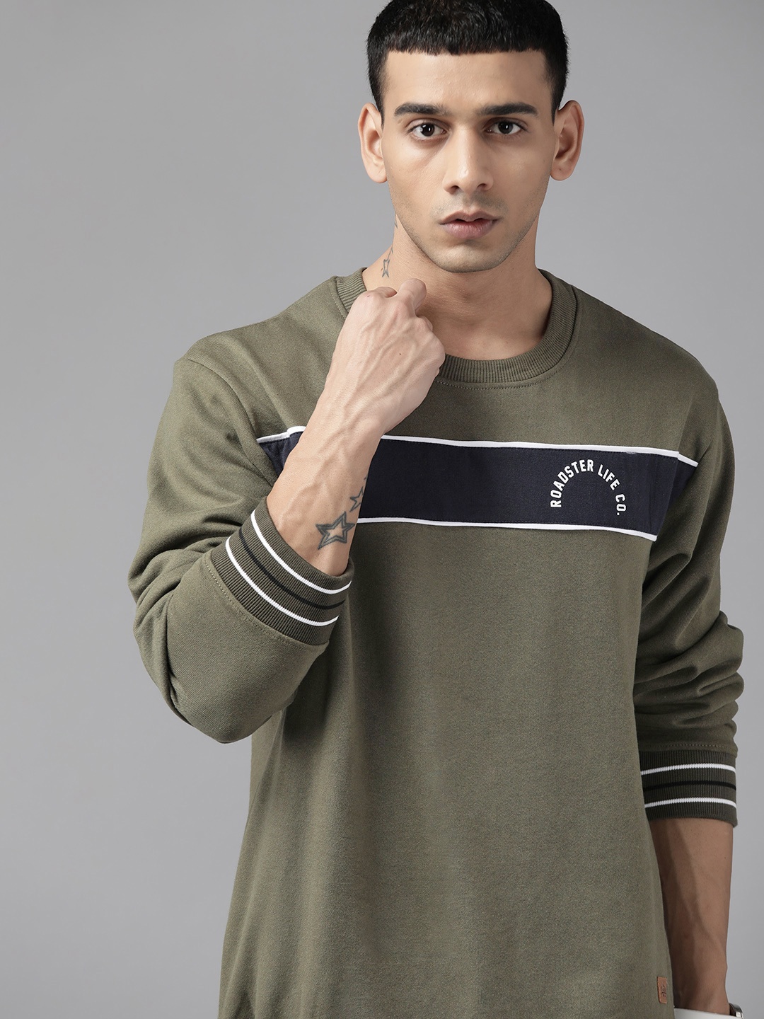 

The Roadster Lifestyle Co. Men Olive Green & Navy Blue Striped Sweatshirt