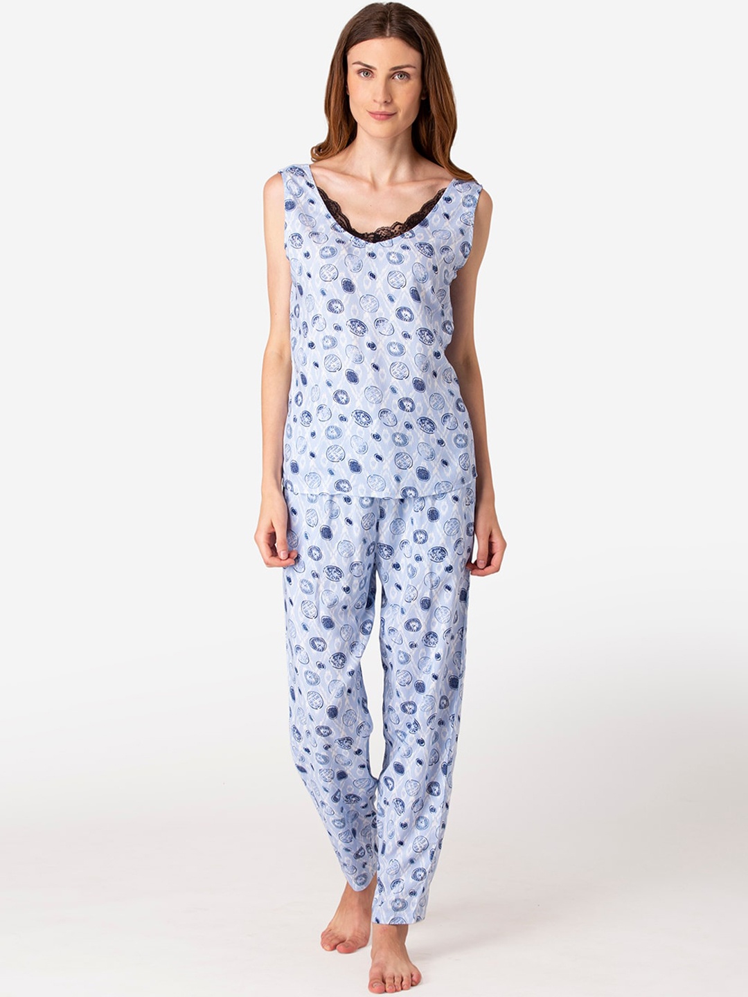 

Fluffalump Women Blue & Navy Blue Printed Night suit