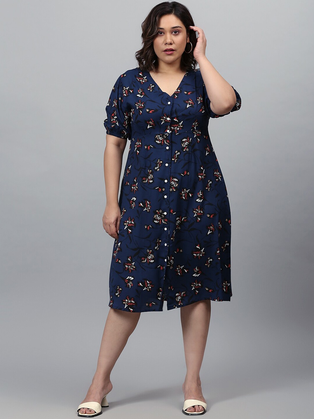 

Instafab Plus Navy Blue & Black Floral Printed A-Line Plus Size Dress