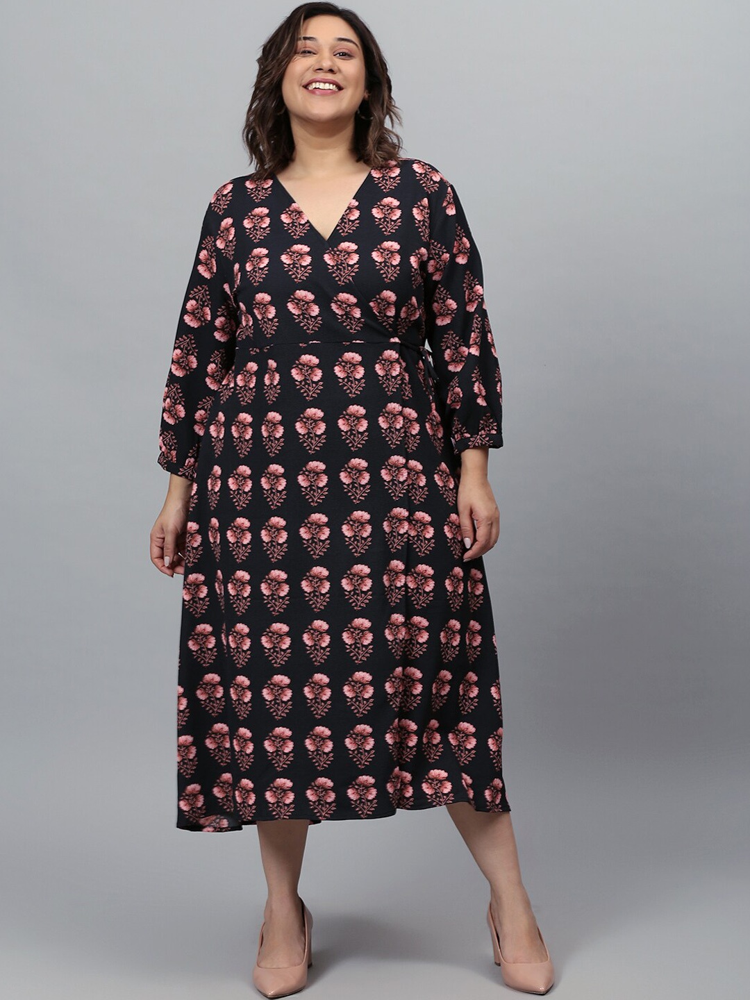 

Instafab Plus Women Black & Maroon Floral Wrap Dress
