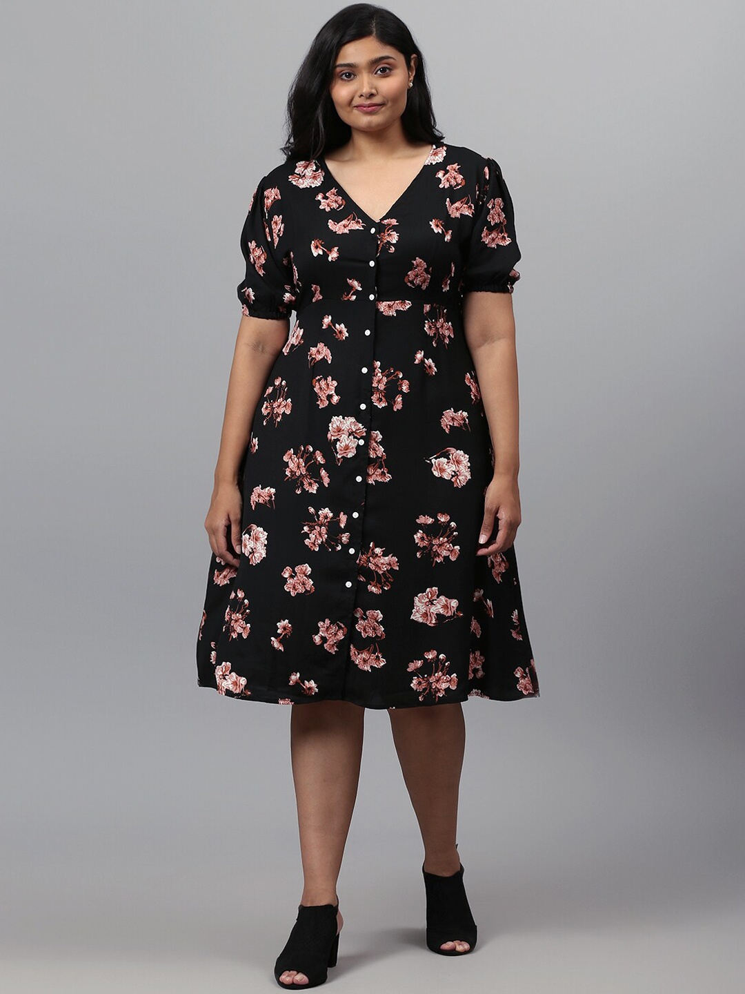 

Instafab Plus Women Black & Peach Colored Floral V-neck A-Line Dress