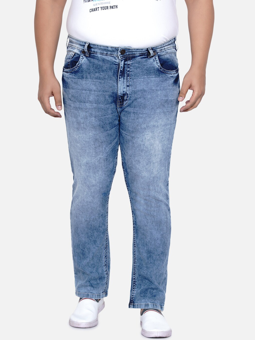 

Men Blue Heavy Fade Stretchable Jeans