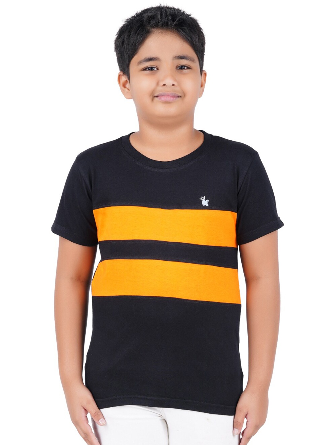 

Kiddeo Boys Orange & Black Colourblocked Slim Fit T-shirt