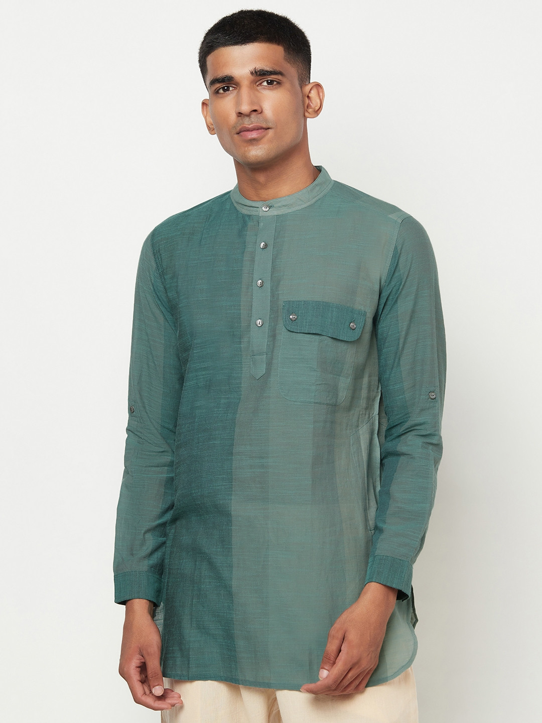 

Fabindia Men Green Pure Cotton Colourblocked Straight Kurta