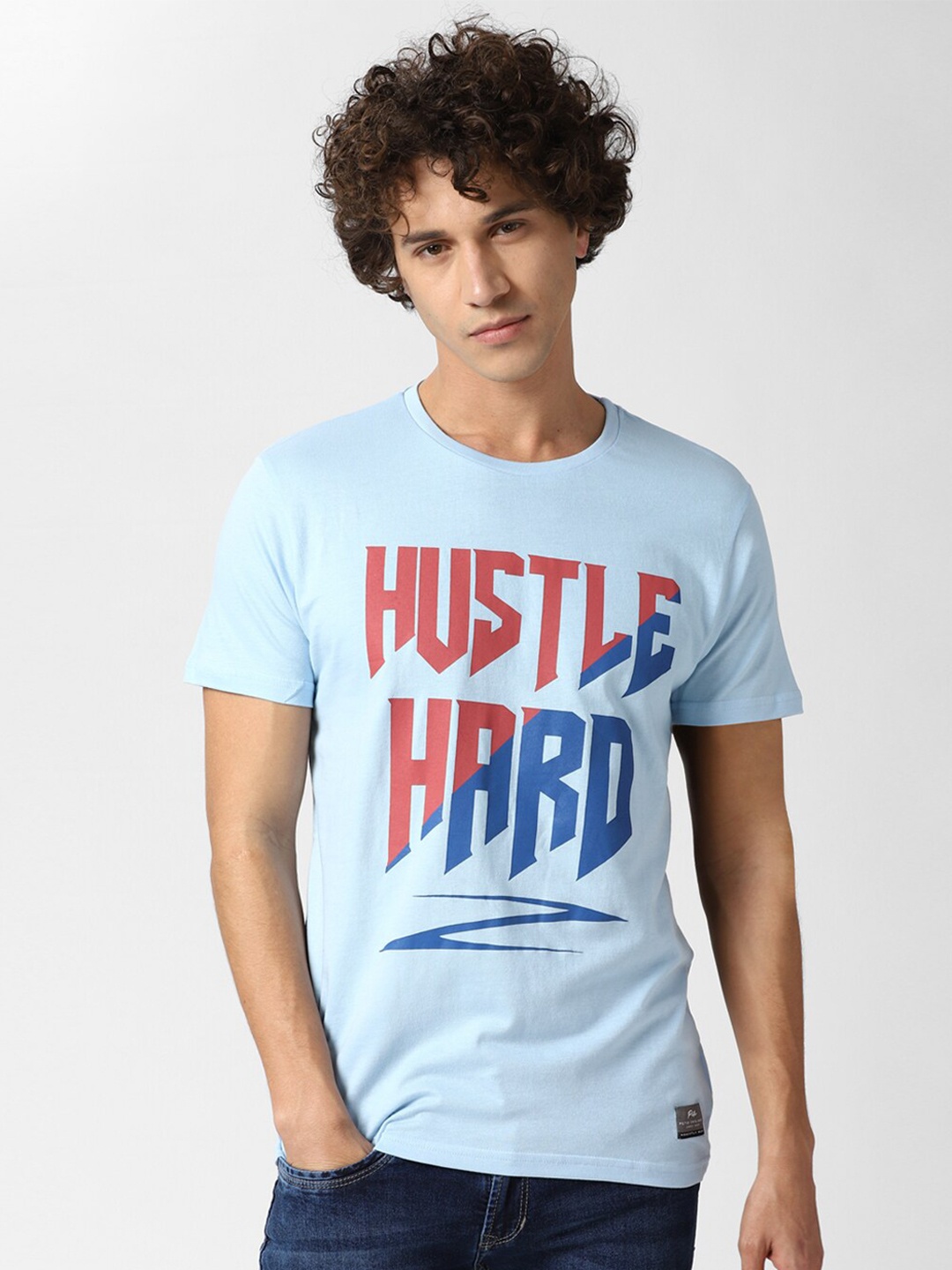 

Peter England Casuals Men Blue Coral Typography Printed Slim Fit Pure Cotton T-shirt