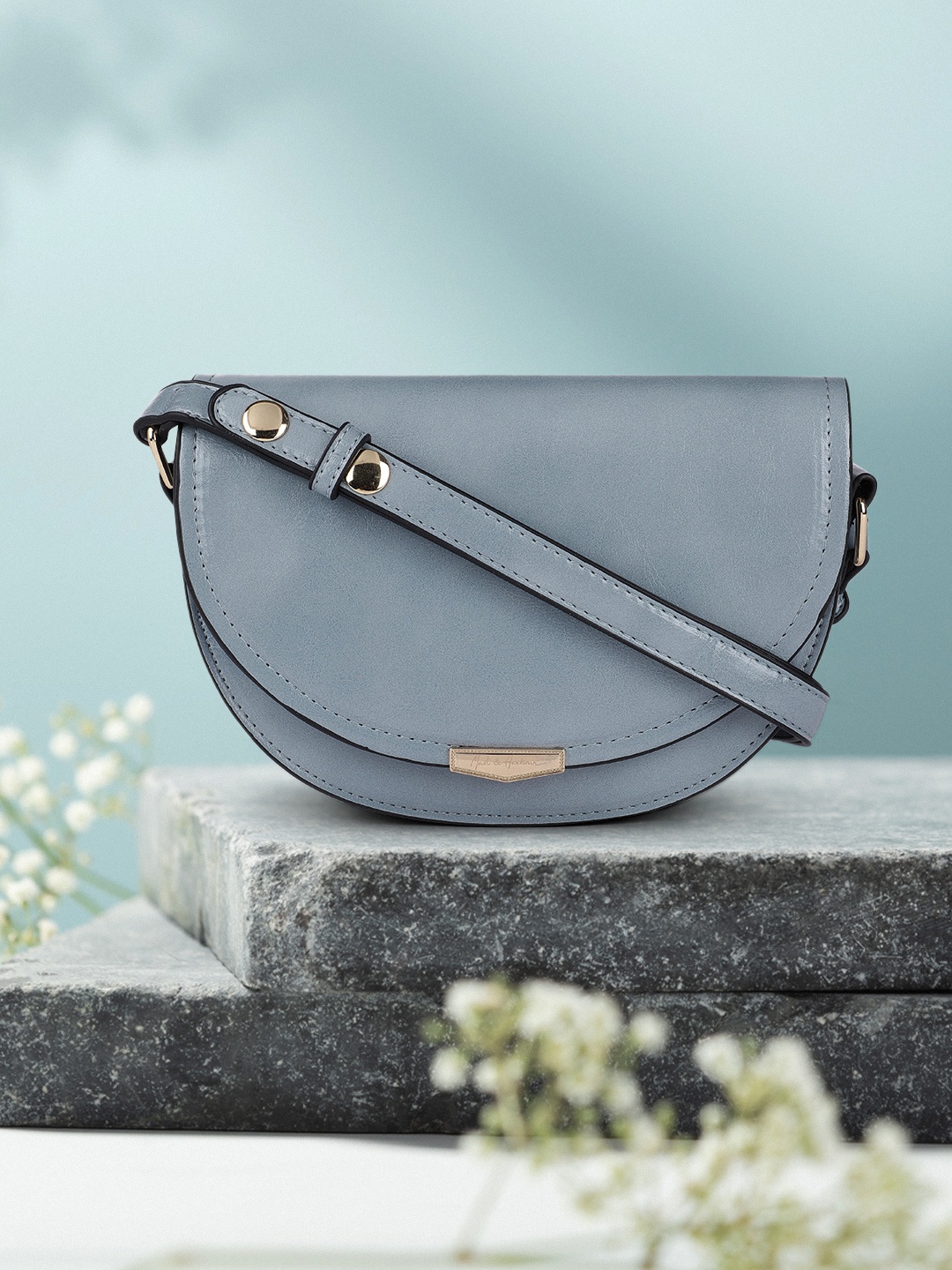 

Mast & Harbour Blue Solid Sling Bag