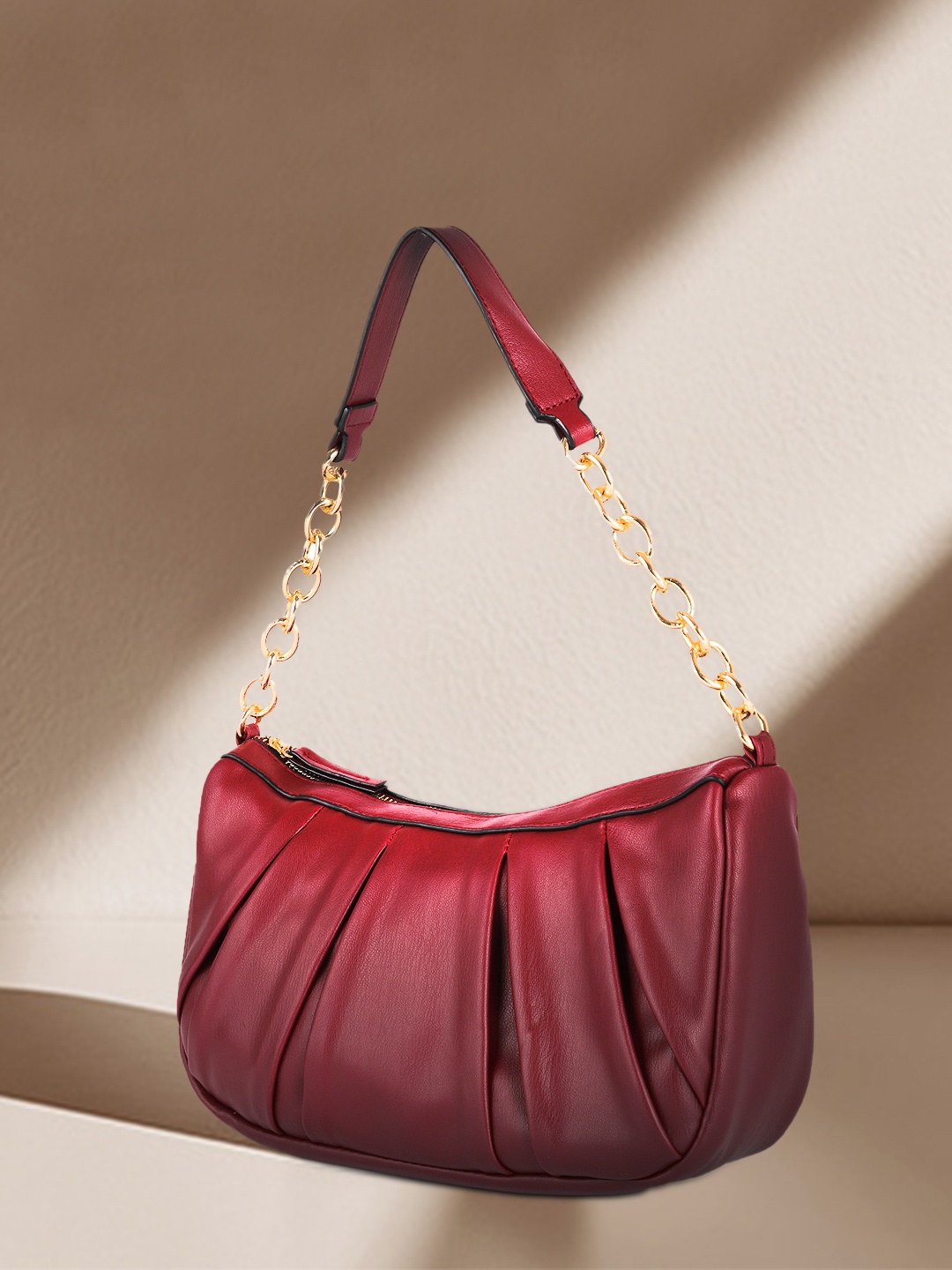 

DressBerry Burgundy Solid PU Regular Structured Handheld Bag with Quilted Detail