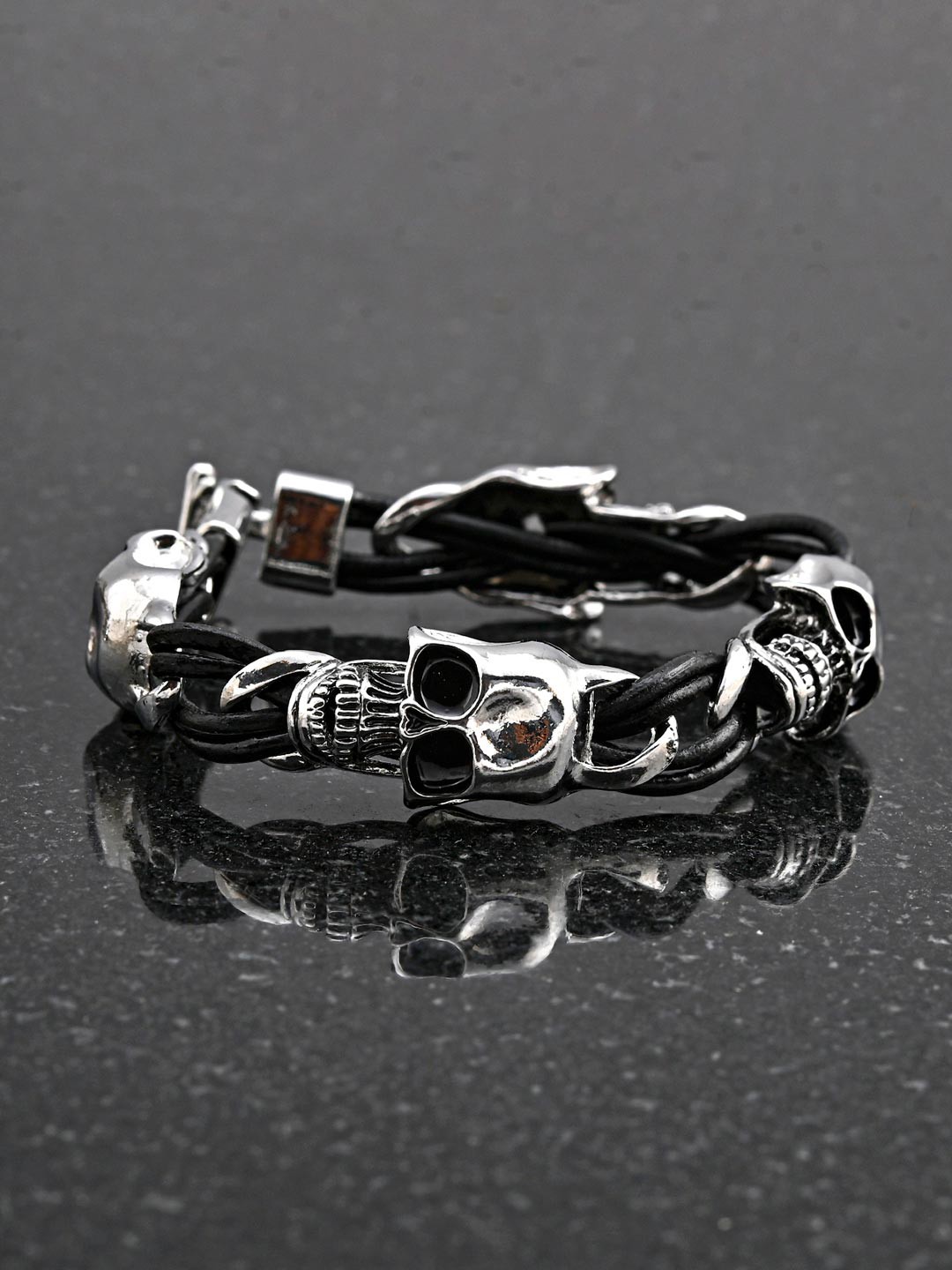 

Tistabene Men Silver-Toned & Black Rhodium-Plated Charm Bracelet