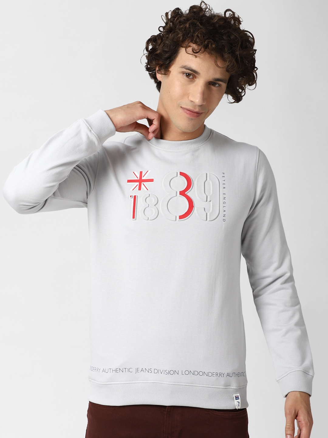 

Peter England Casuals Men Grey Printed Sweatshirt