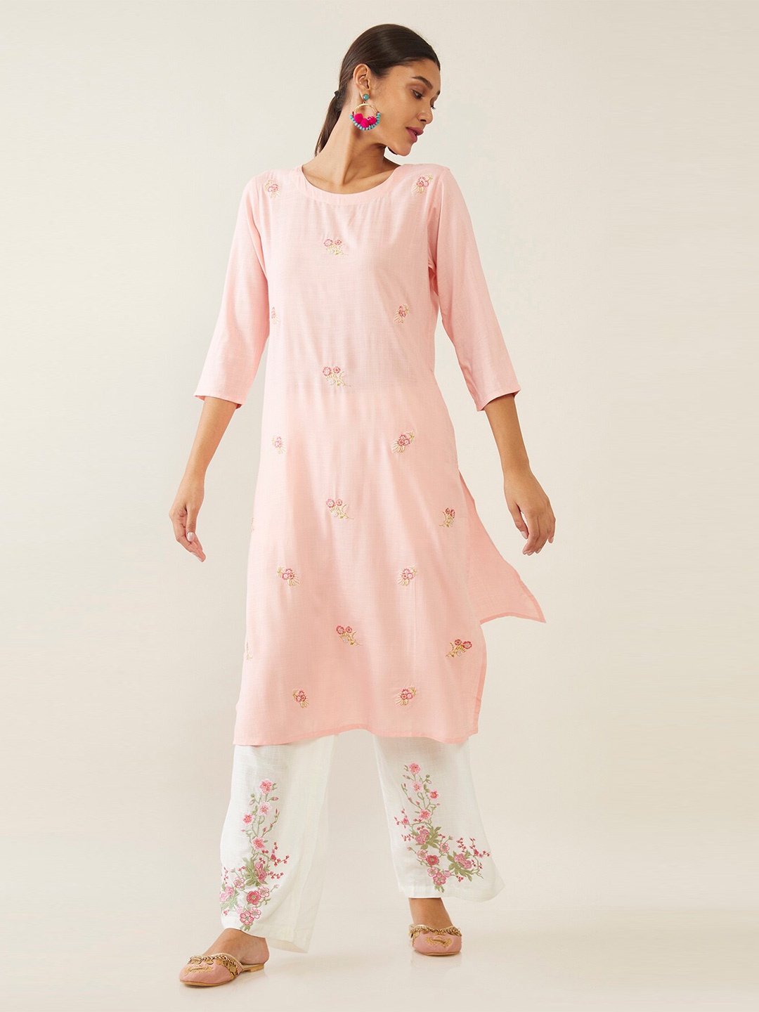 

Soch Women Floral Printed Thread Work Pure Cotton Kurta with Palazzos, Pink