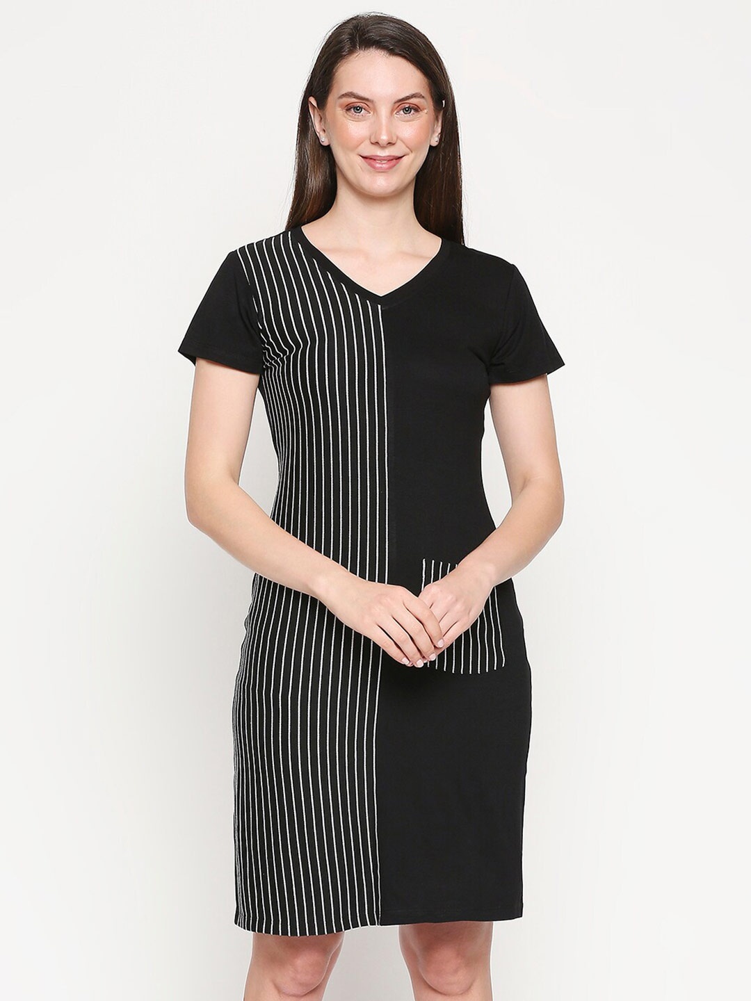 

inocenCia Black Striped Nightdress
