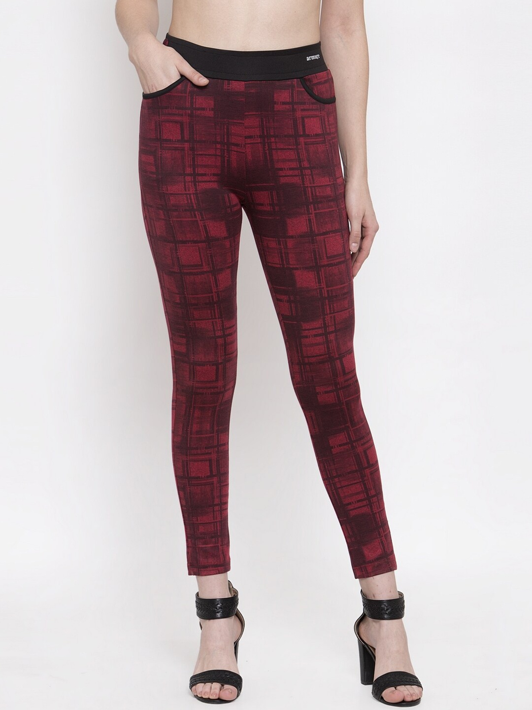 

armure Women Maroon & Black Printed Slim-Fit Treggings