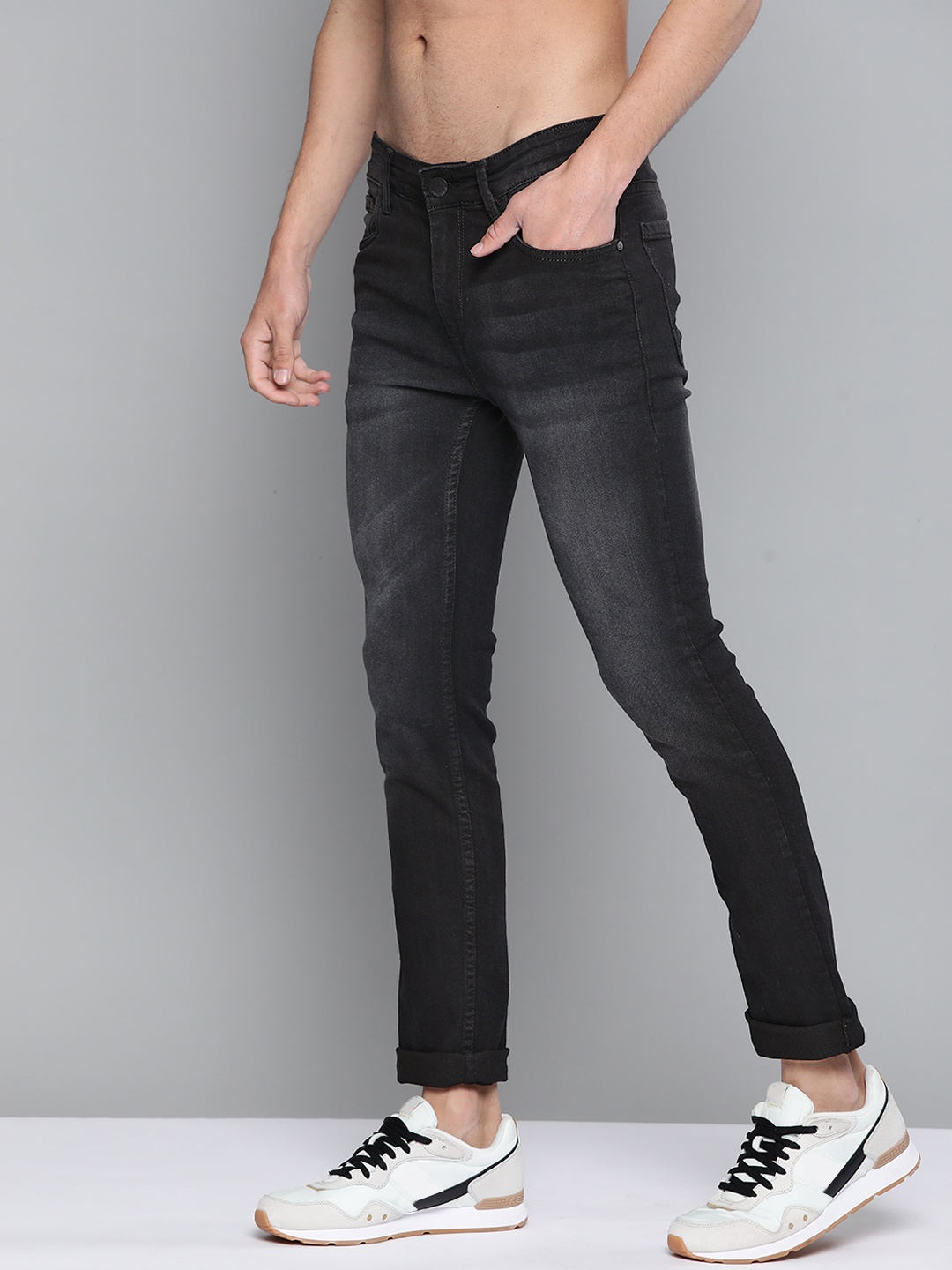 

HERE&NOW Men Black Skinny Fit Light Fade Stretchable Jeans