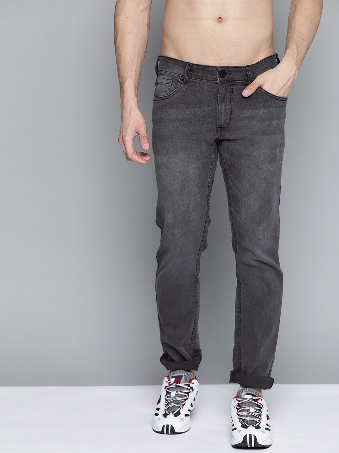 

HERE&NOW Men Black Slim Fit Light Fade Stretchable Jeans