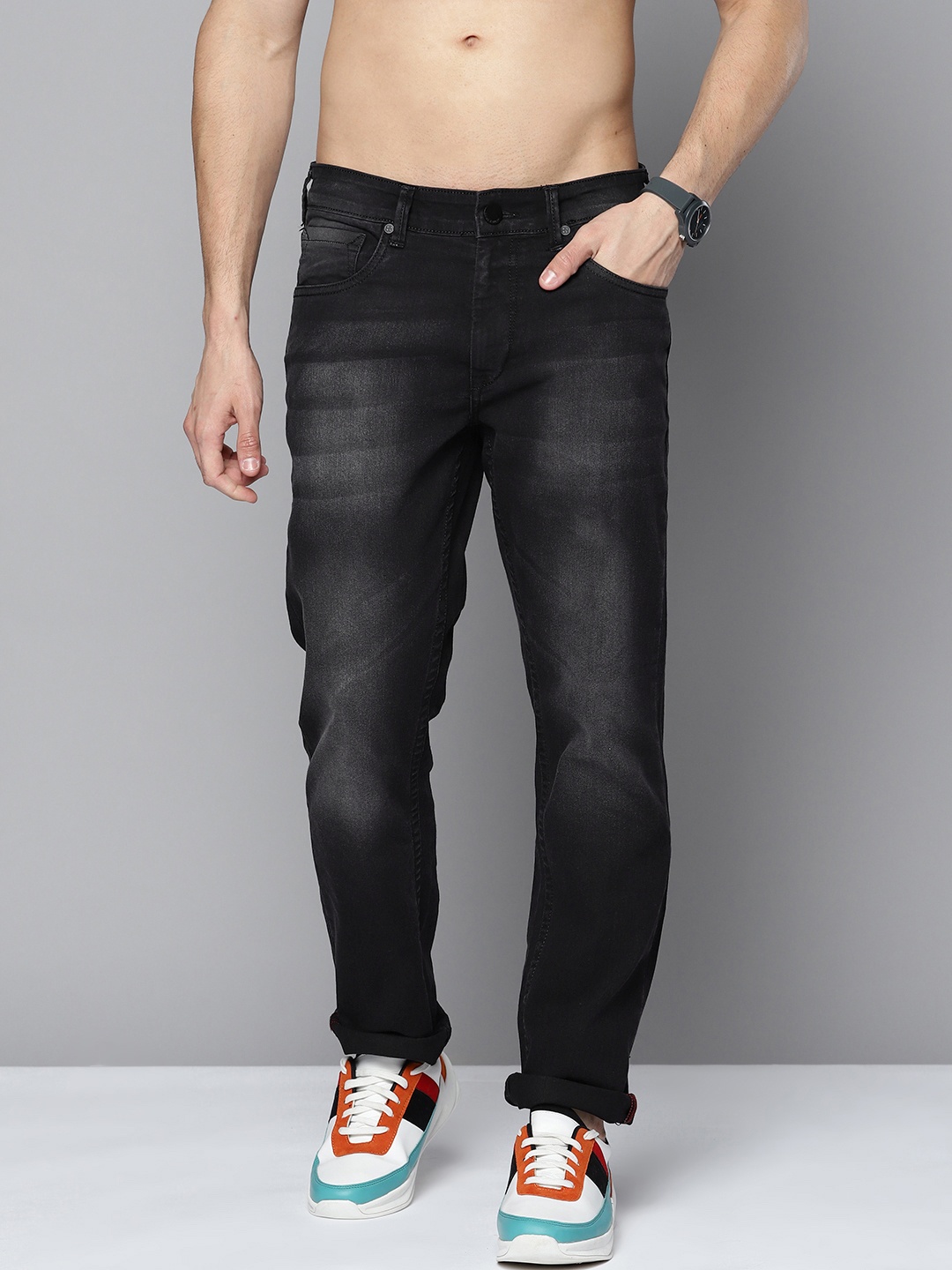 

HERE&NOW Men Charcoal Grey Clean LOok Slim Fit Light Fade Stretchable Jeans