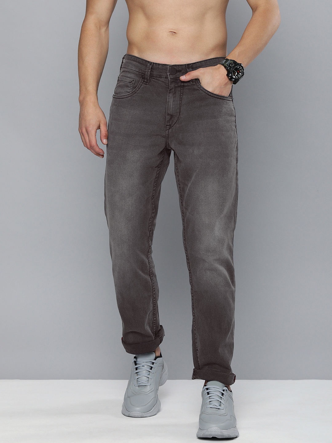 

HERE&NOW Men Black Light Fade Mid Rise Slim Fit Clean Look Jeans
