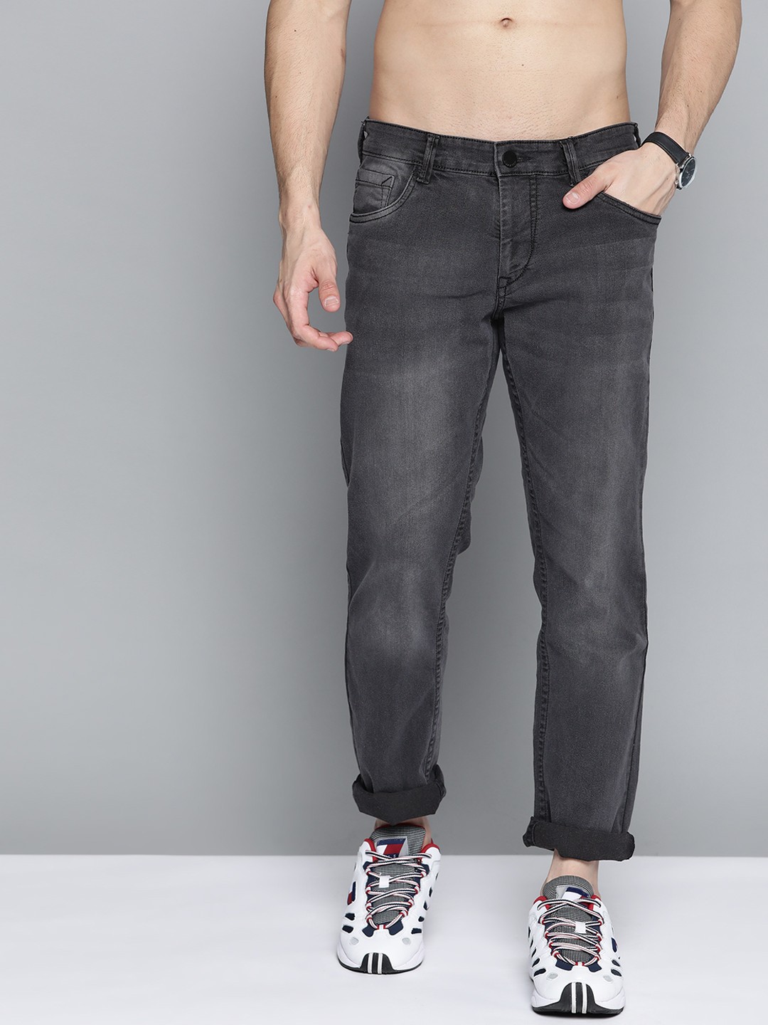 

HERE&NOW Men Black Slim Fit Light Fade Stretchable Jeans