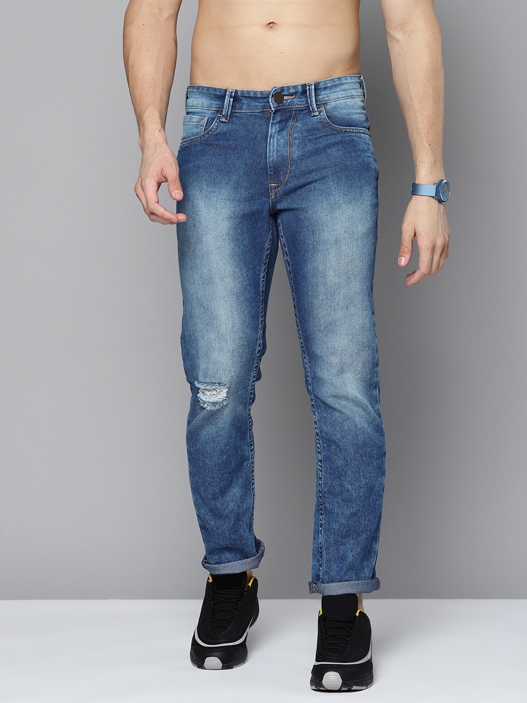 

HERE&NOW Men Blue Slim Fit Low Distressed Light Fade Stretchable Jeans