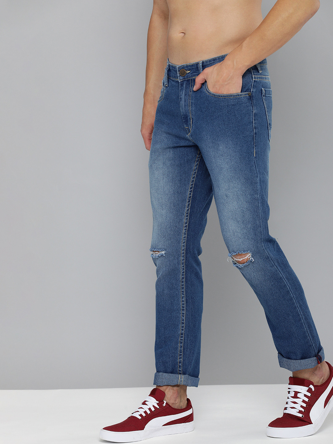 

HERE&NOW Men Blue Mildly Distressed Stretchable Jeans