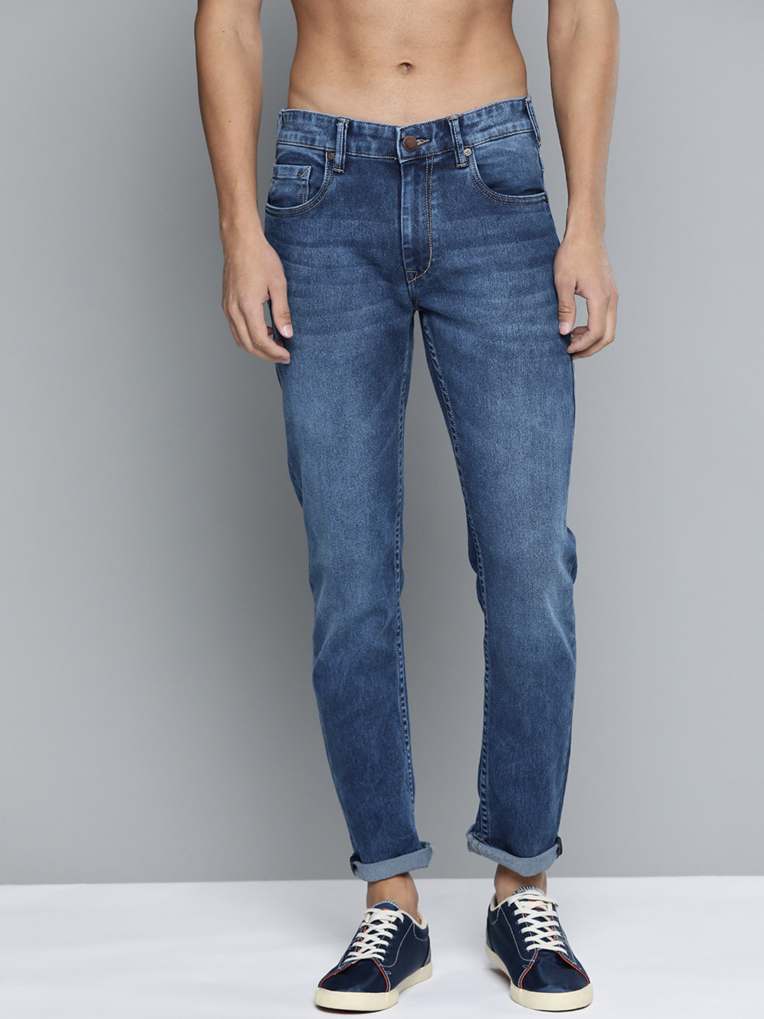 

HERE&NOW Men Blue Slim Fit Light Fade Stretchable Jeans