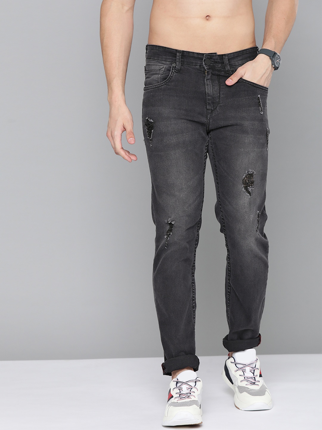

HERE&NOW Men Black Mildly Distressed Light Fade Mid-Rise Stretchable Jeans