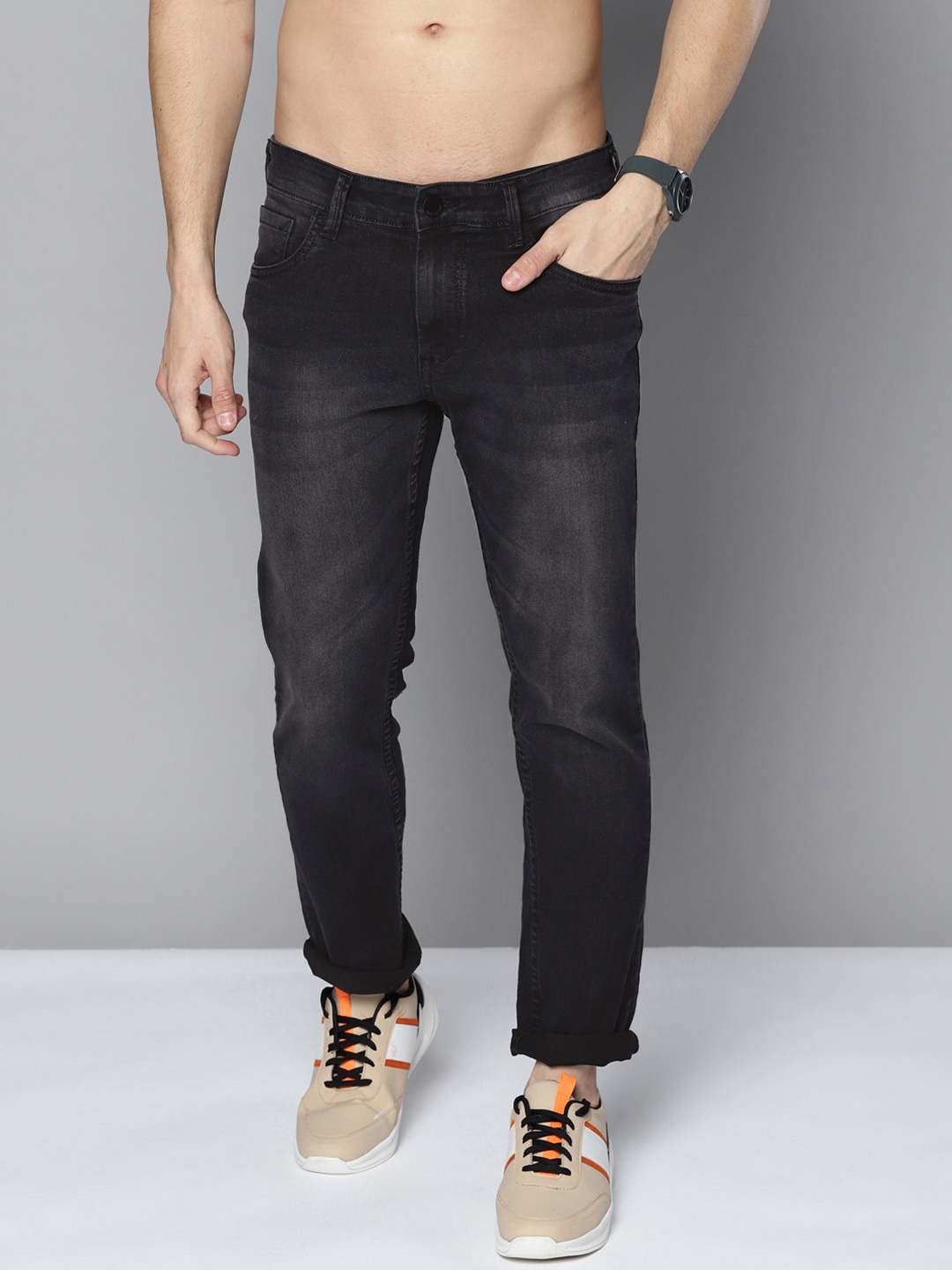 

HERE&NOW Men Black Clean Look Light Fade Stretchable Jeans