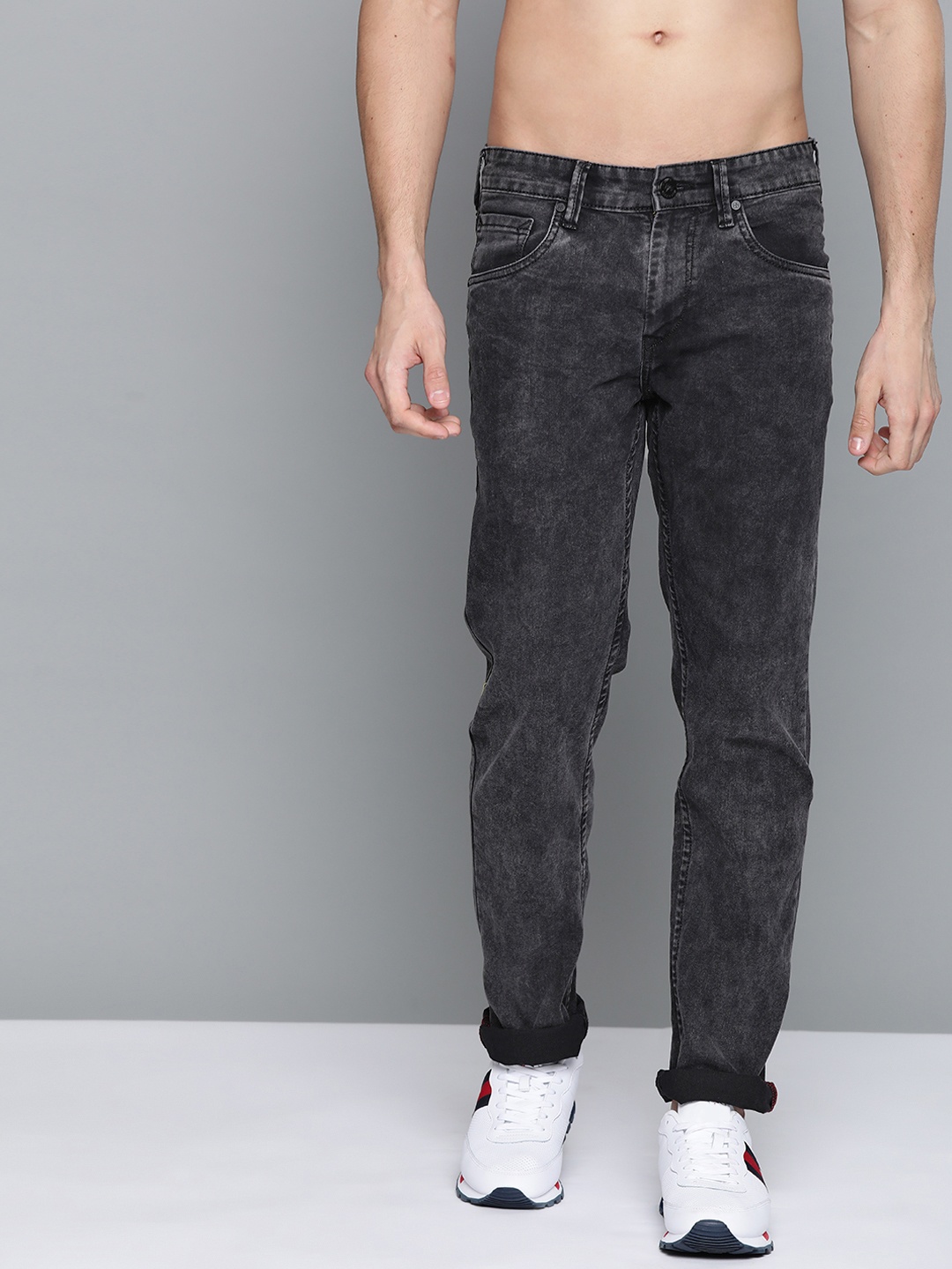 

HERE&NOW Men Charcoal Grey Regular Fit Light Fade Stretchable Jeans