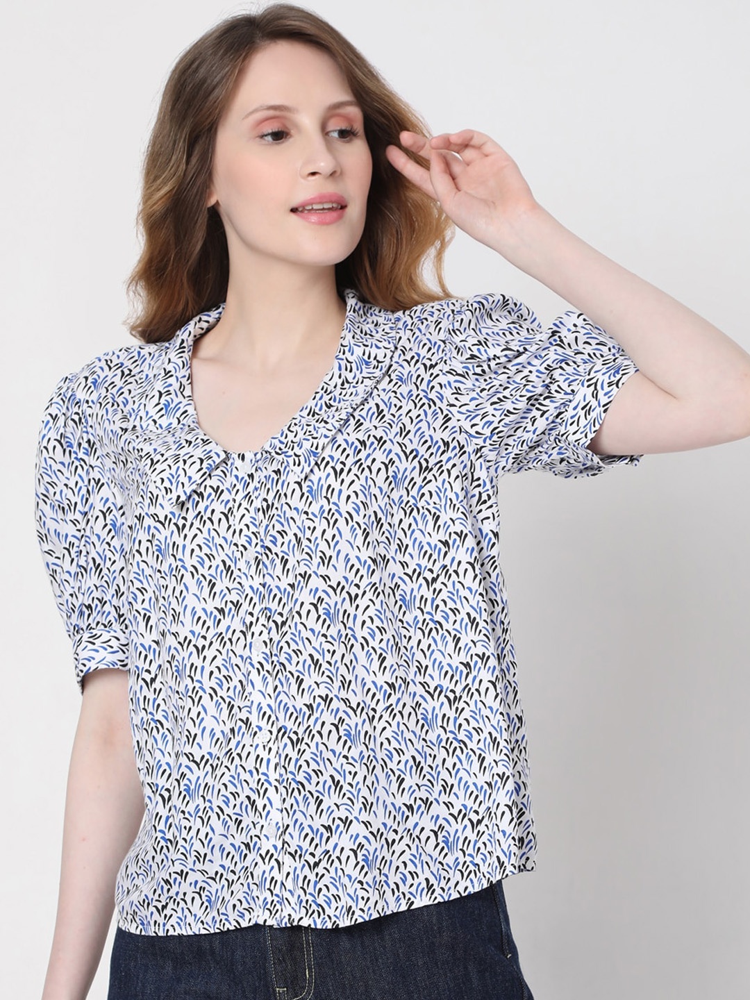 

Vero Moda Women White Floral Opaque Printed Casual Shirt