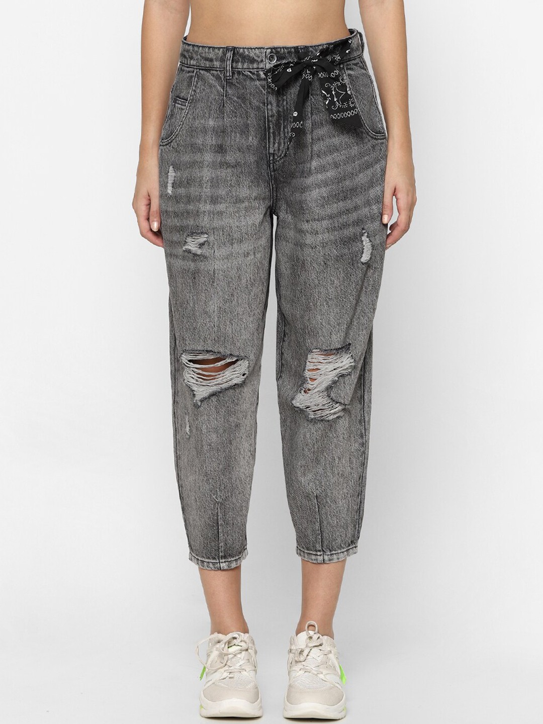 

ONLY Women Black Relaxed Fit High-Rise Highly Distressed Heavy Fade Jeans