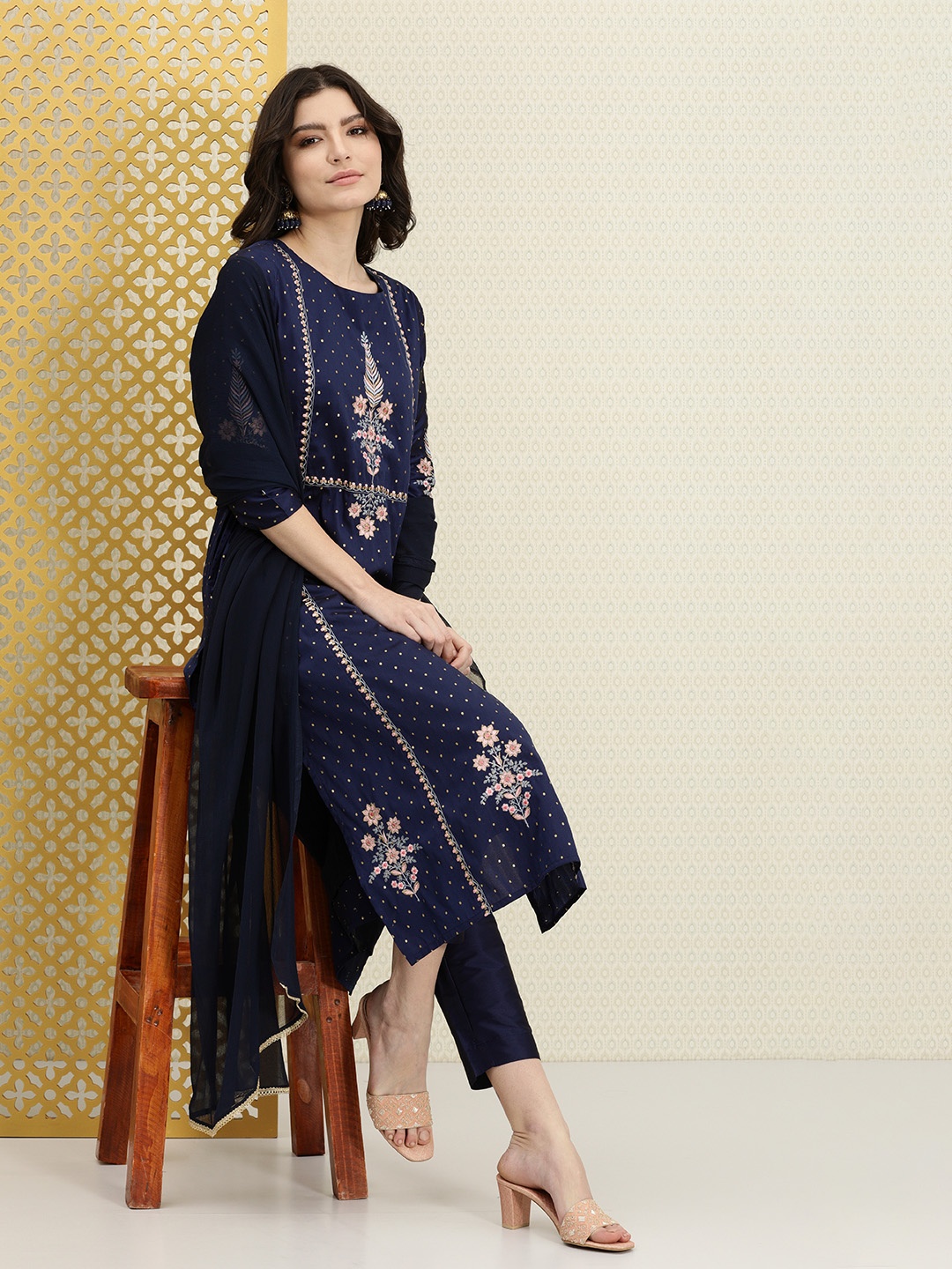 

House of Pataudi Women Navy Blue Printed Jashn Kurta Set