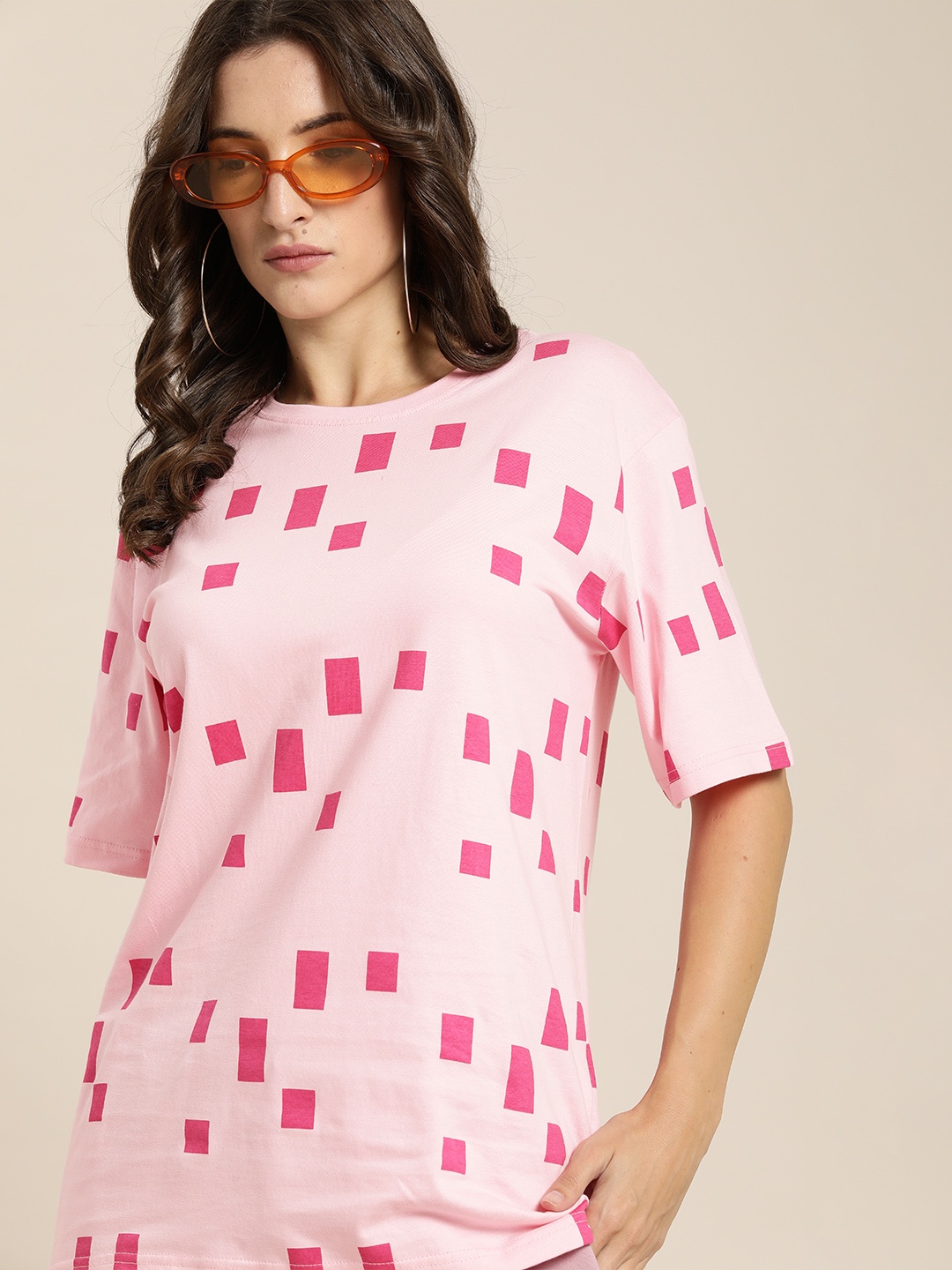 

Difference of Opinion Women Pink Printed Cotton Oversized Pure Cotton T-shirt