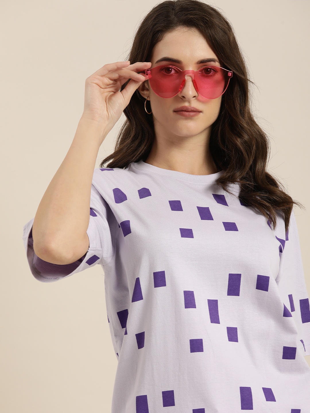 

Difference of Opinion Women Lavender Printed Pure Cotton Loose Pure Cotton T-shirt