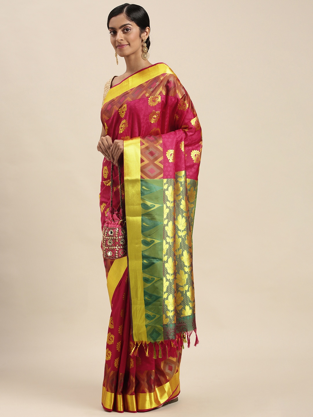 

Thara Sarees Pink & Golden Woven Design Zari Art Silk Kanjeevaram Saree