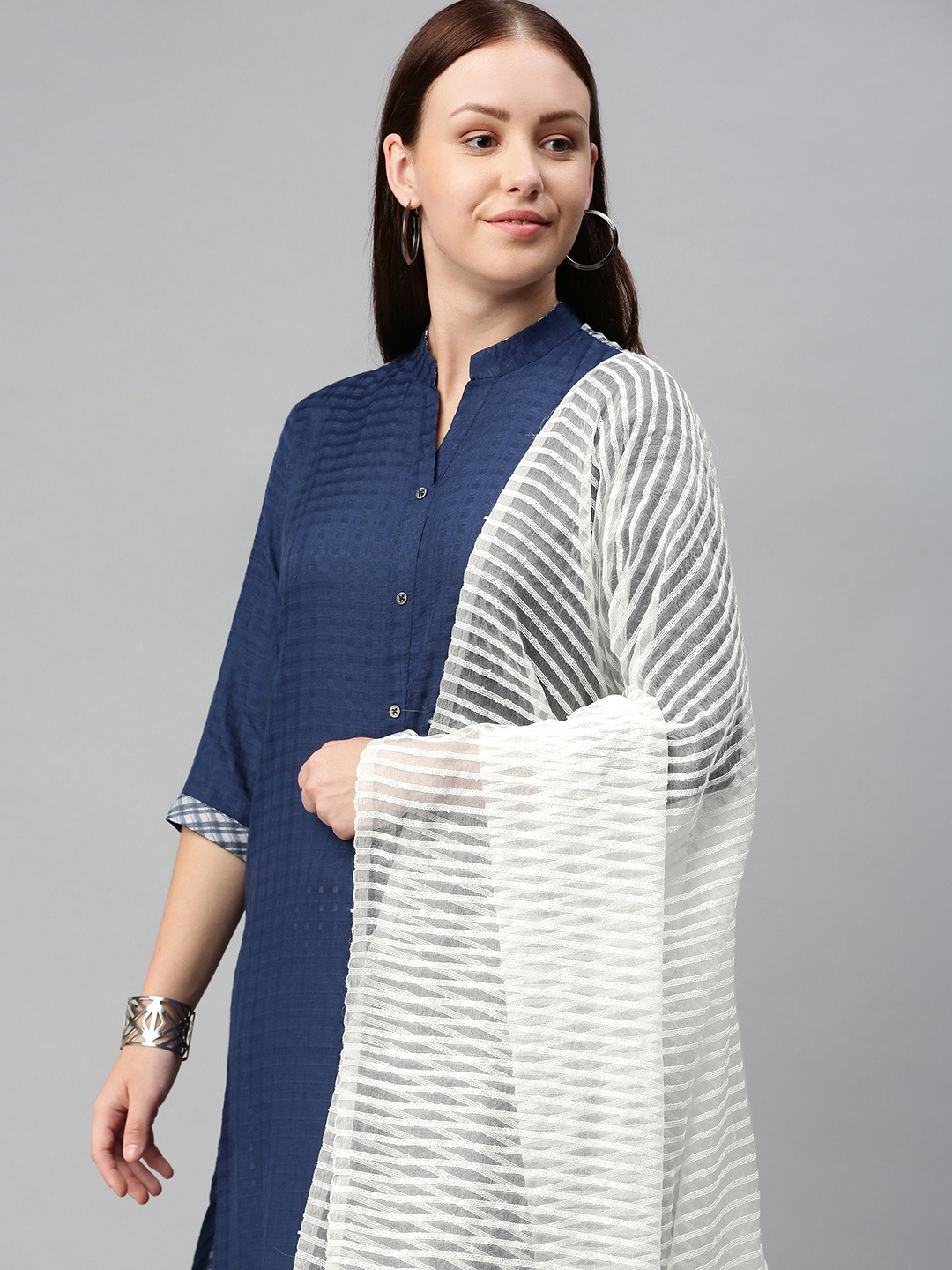 

swatika White Woven Design Organza Bhagalpuri Handloom Dupatta