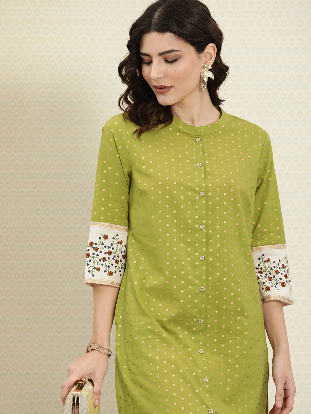 

House of Pataudi Women Lime Green & Gold-Toned Geometric Printed Floral Rozana Kurta