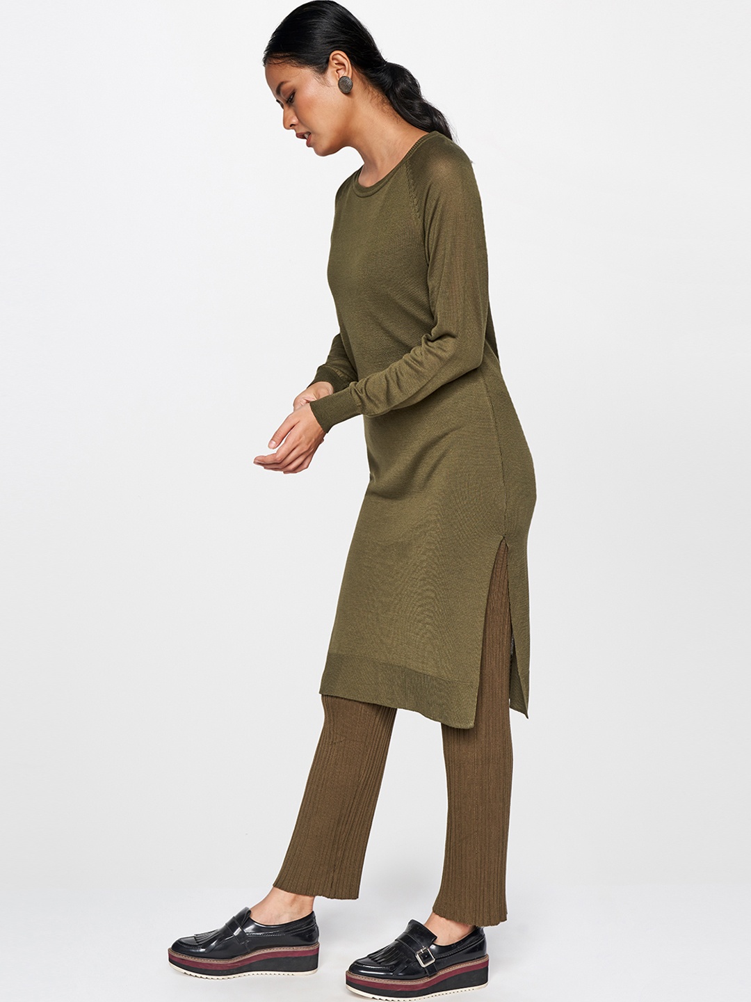 

Global Desi Olive Green Viscose Rayon Tunic