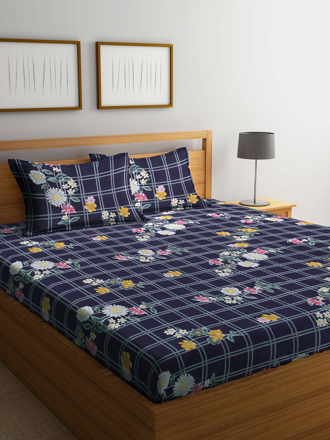 

Arrabi Blue & Yellow Floral 300 TC King Bedsheet with 2 Pillow Covers