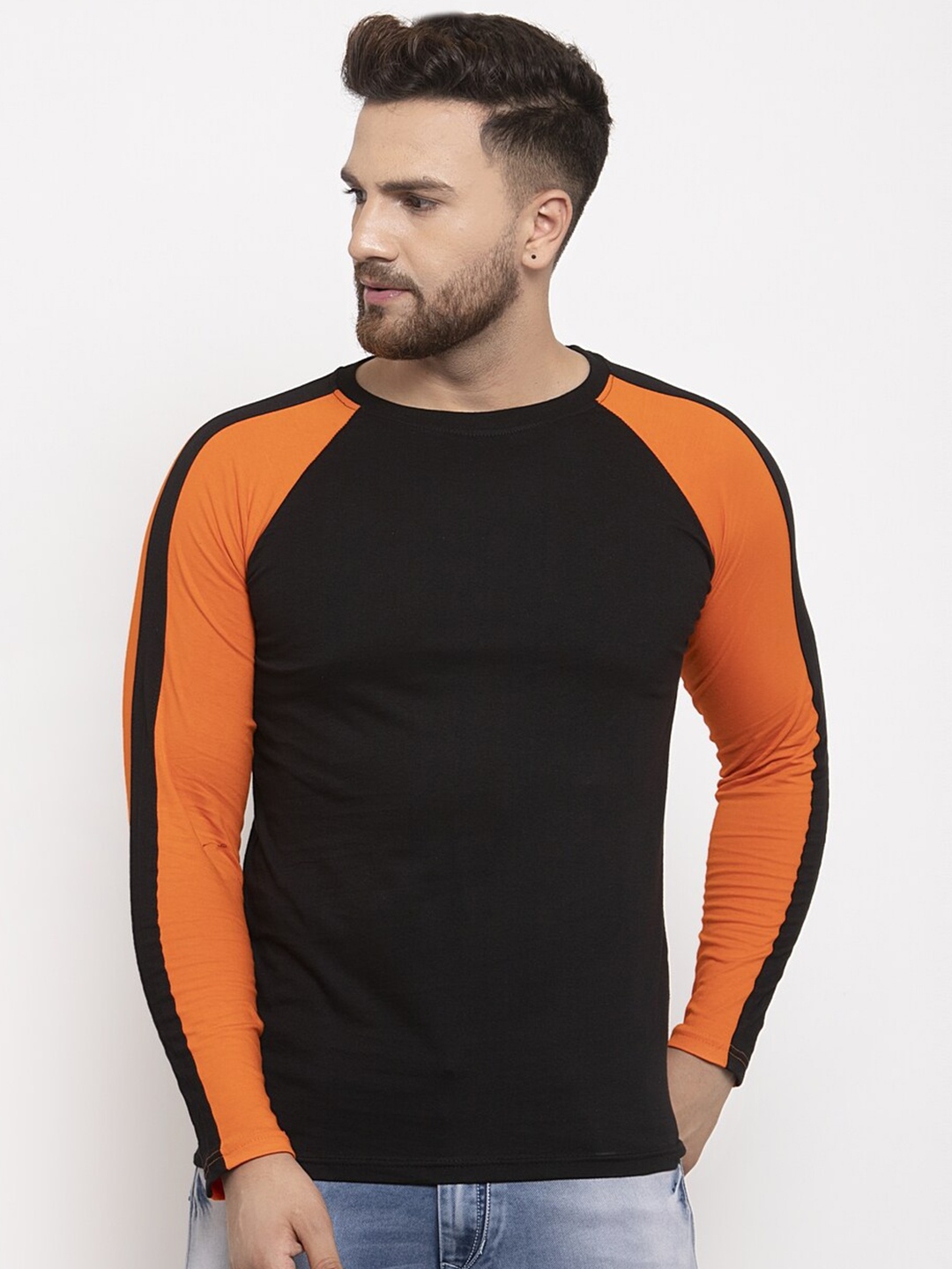 

KATSO Men Orange & Black Colourblocked Slim Fit T-shirt