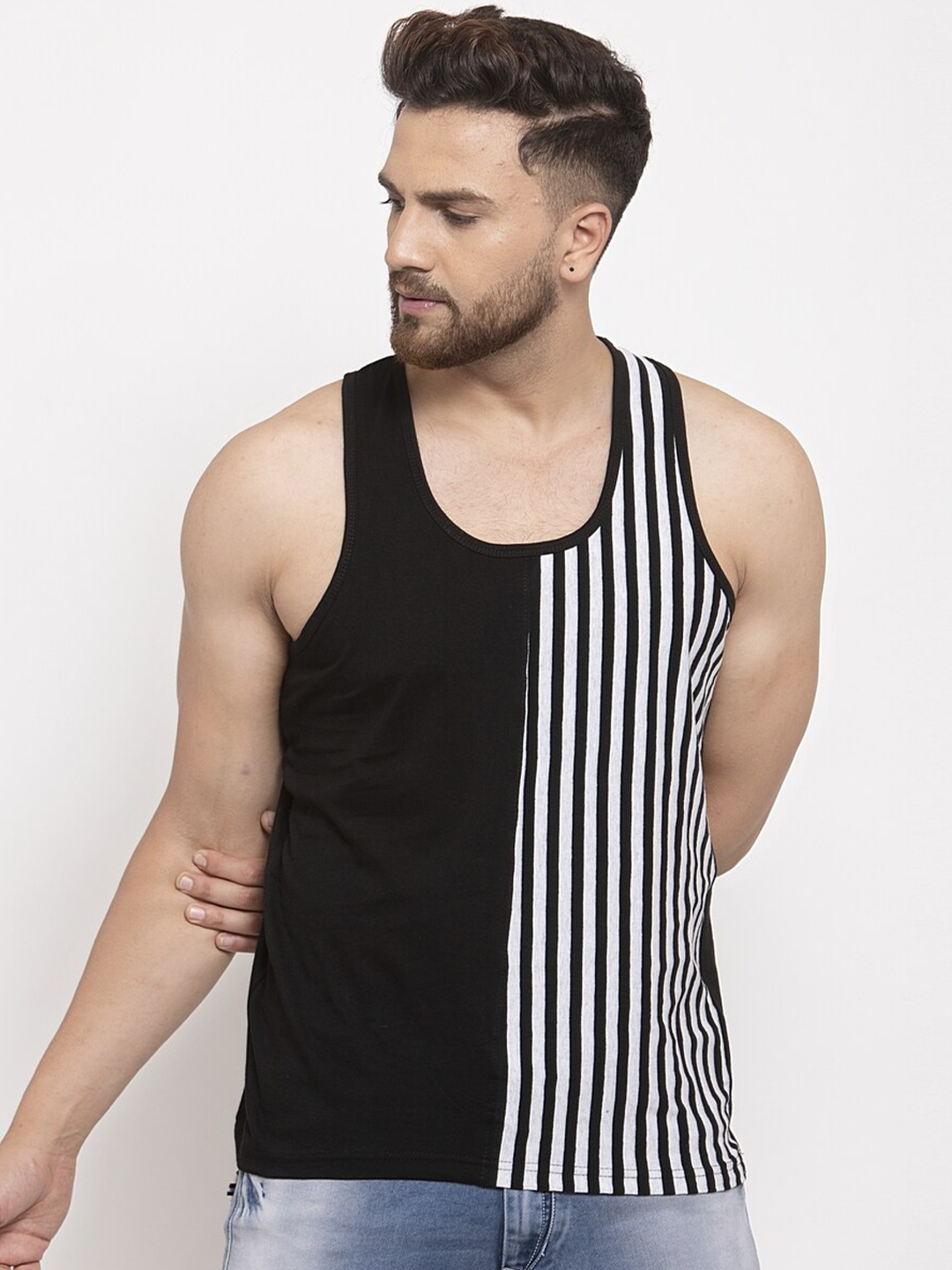 

KATSO Men Black & White Striped Slim Fit T-shirt