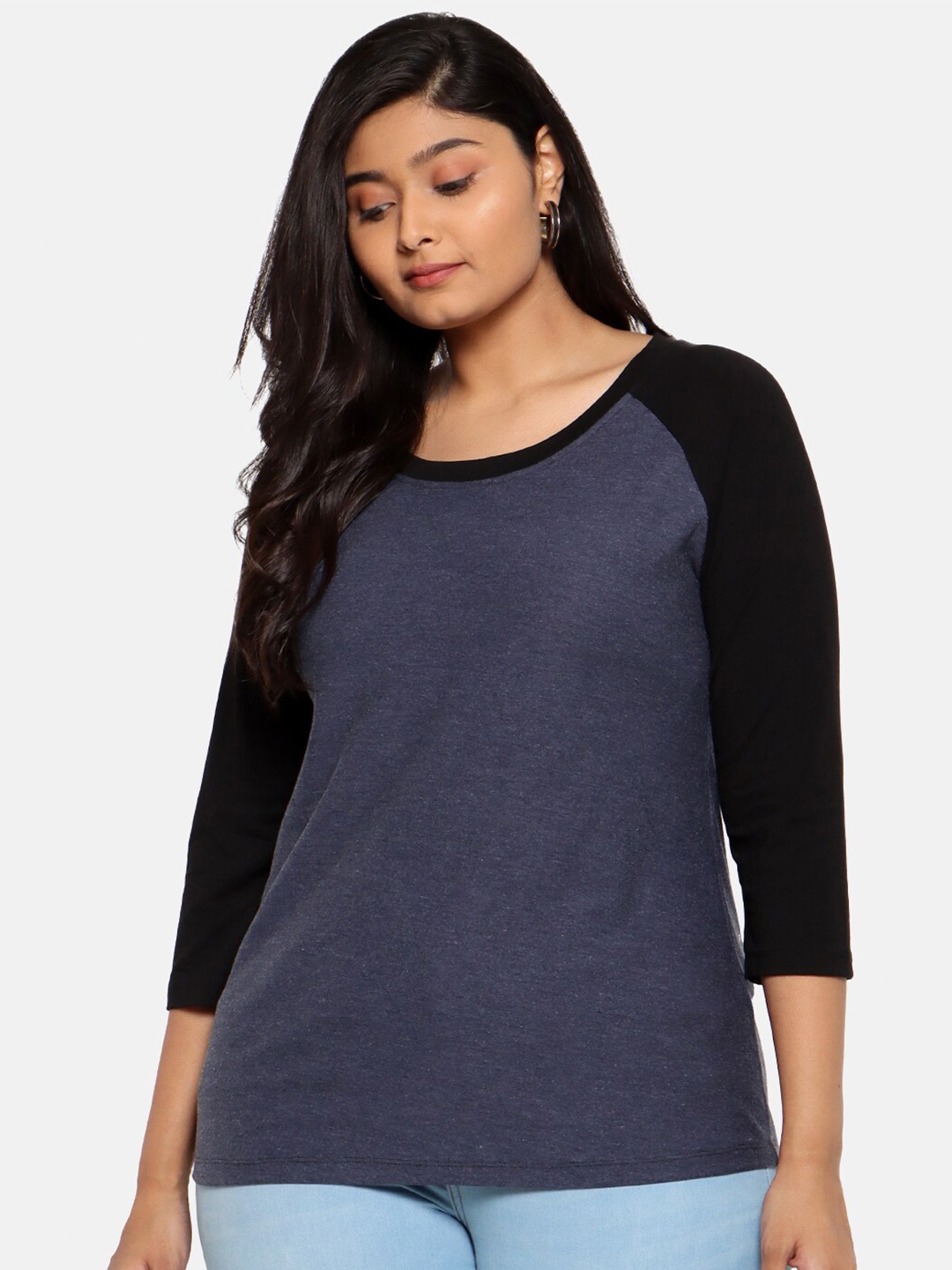 

The Pink Moon Women Navy Blue & Black Raglan Sleeve T-shirt