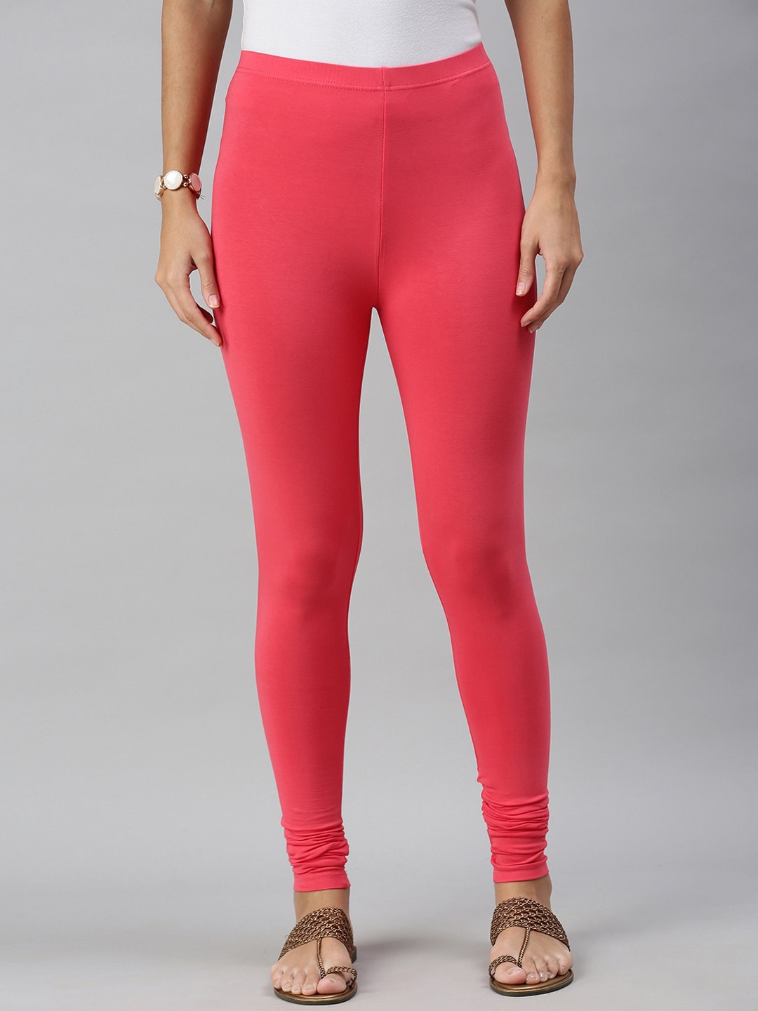 

De Moza Women Coral Pink Solid Cotton Churidar-Length Leggings