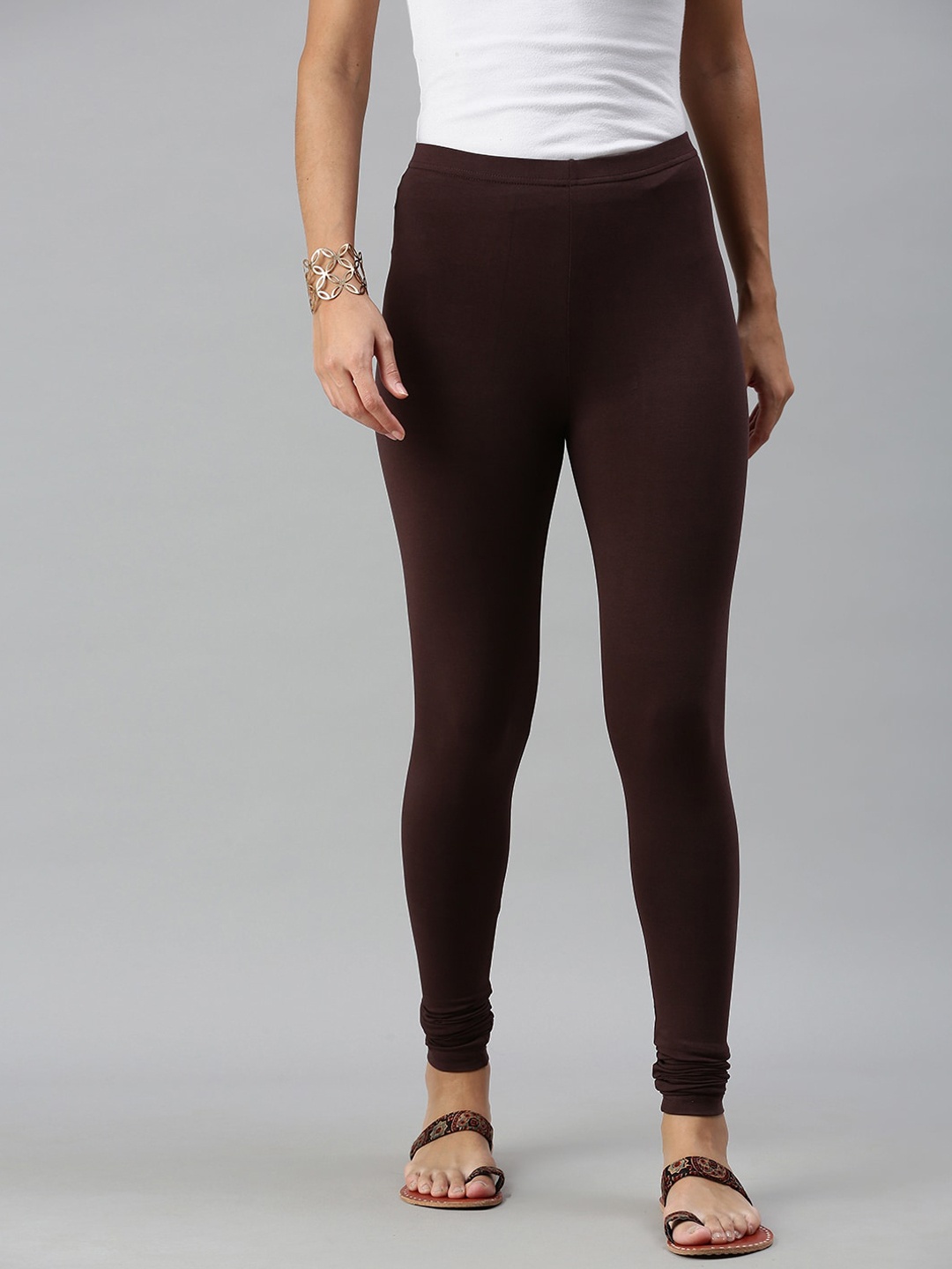 

De Moza Women Brown Solid Mid Rise Churidar Leggings