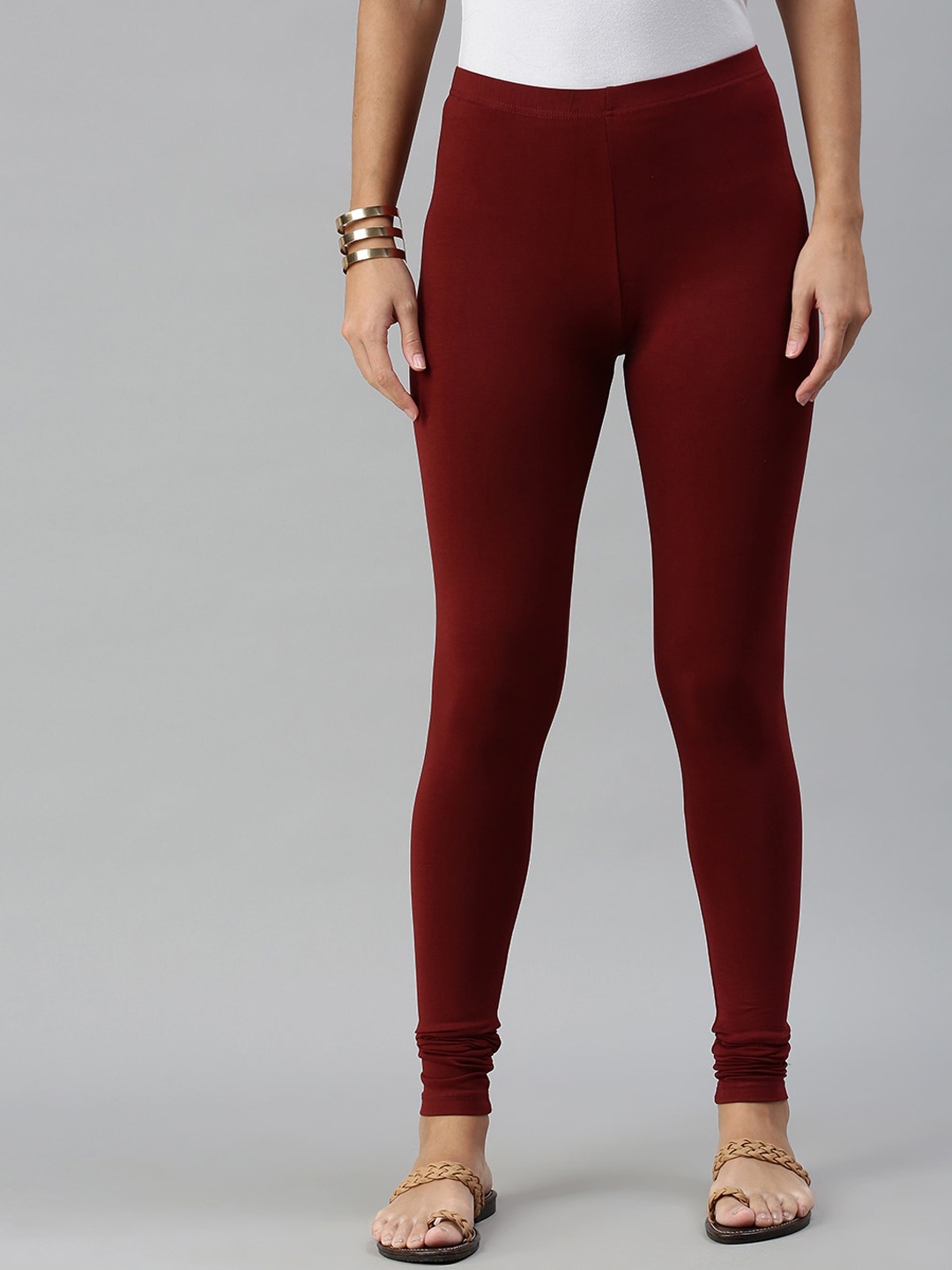 

De Moza Women Maroon Solid Churidhar-Length Leggings